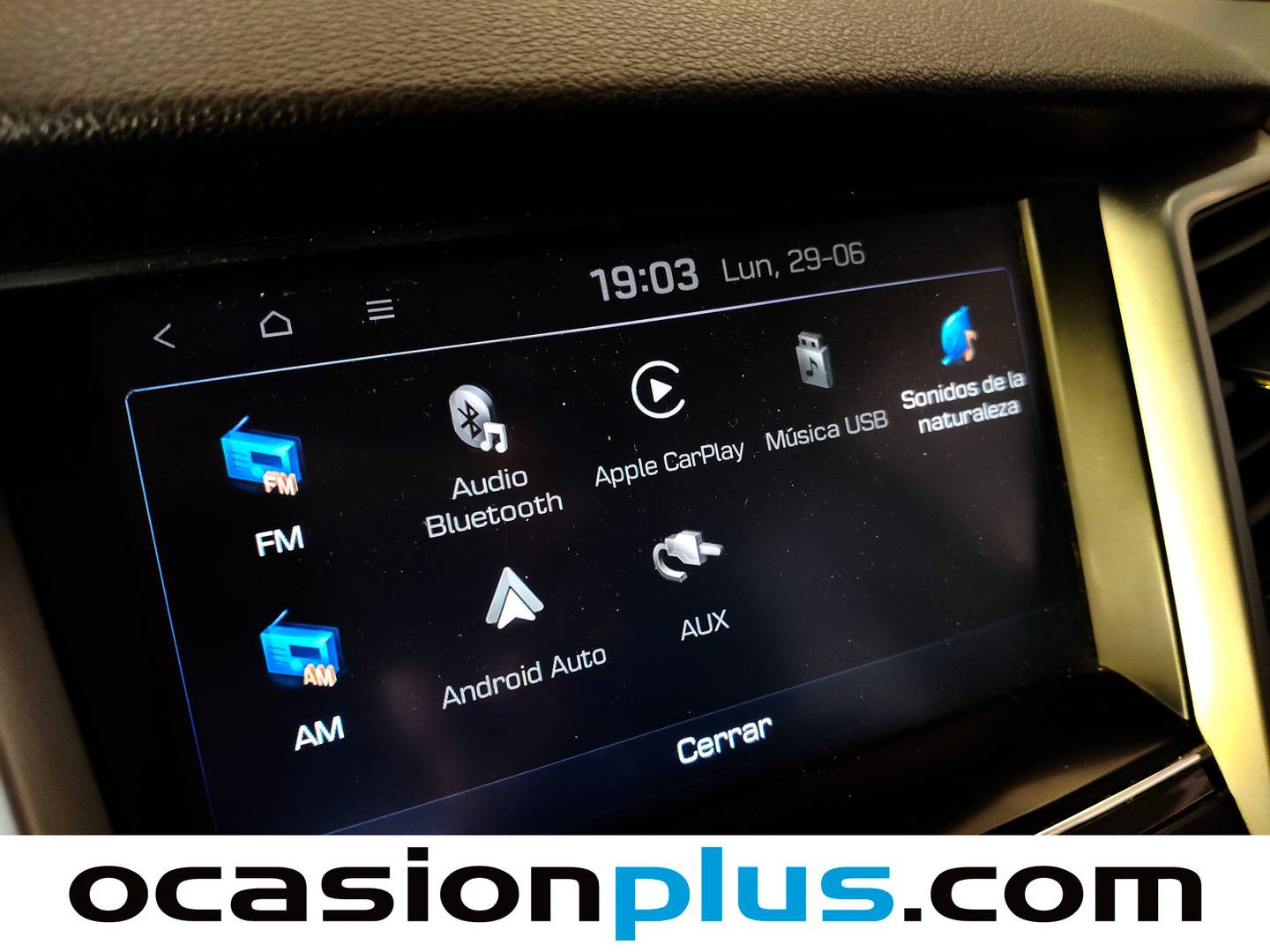 Equipamiento del Hyundai Tucson Hyundai Tucson 1.6 GDI BlueDrive Link 4x2 (131 CV)