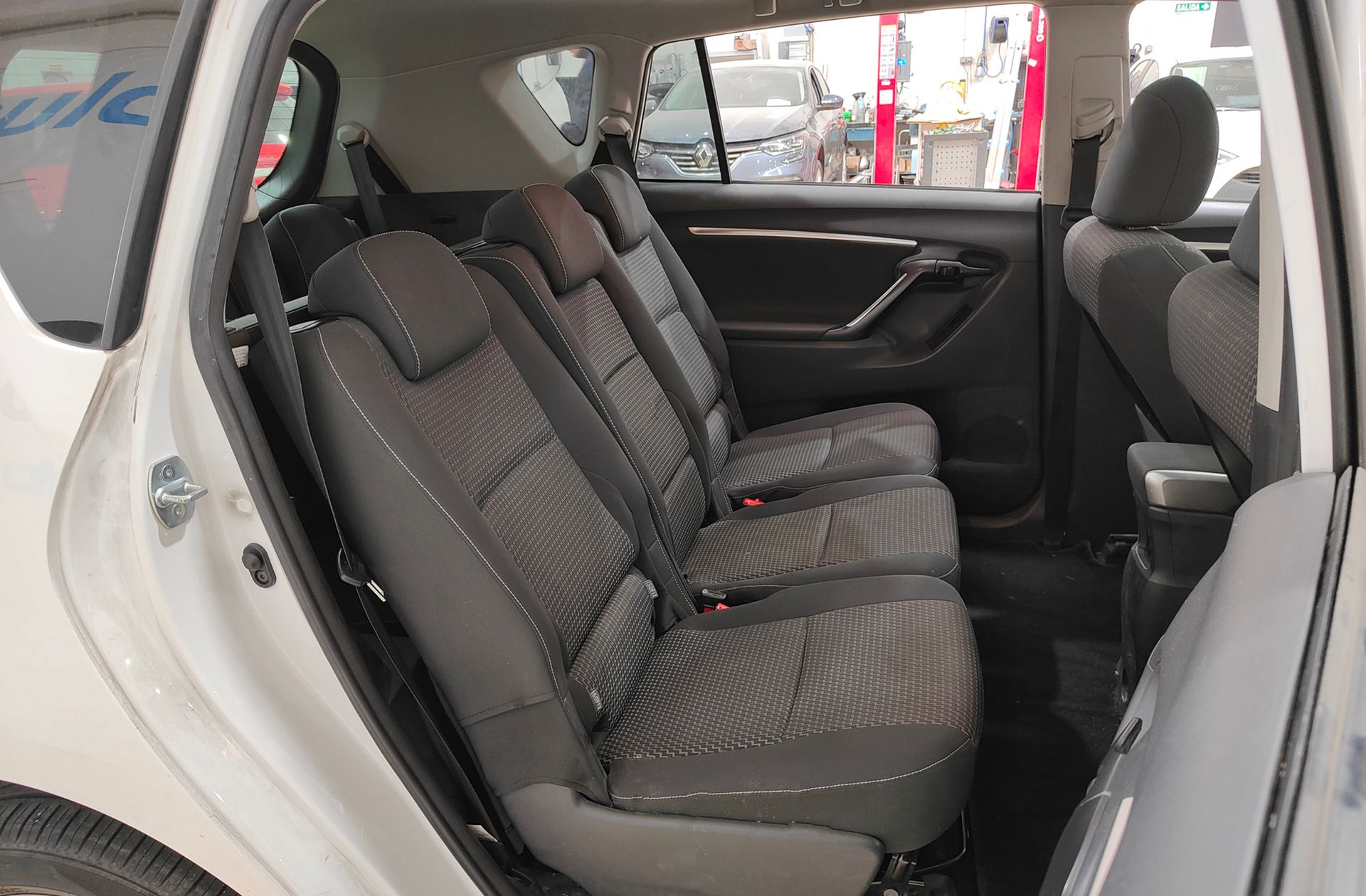 Toyota Verso 140 M-DRV Advance Multidrive 7 plazas - foto 16