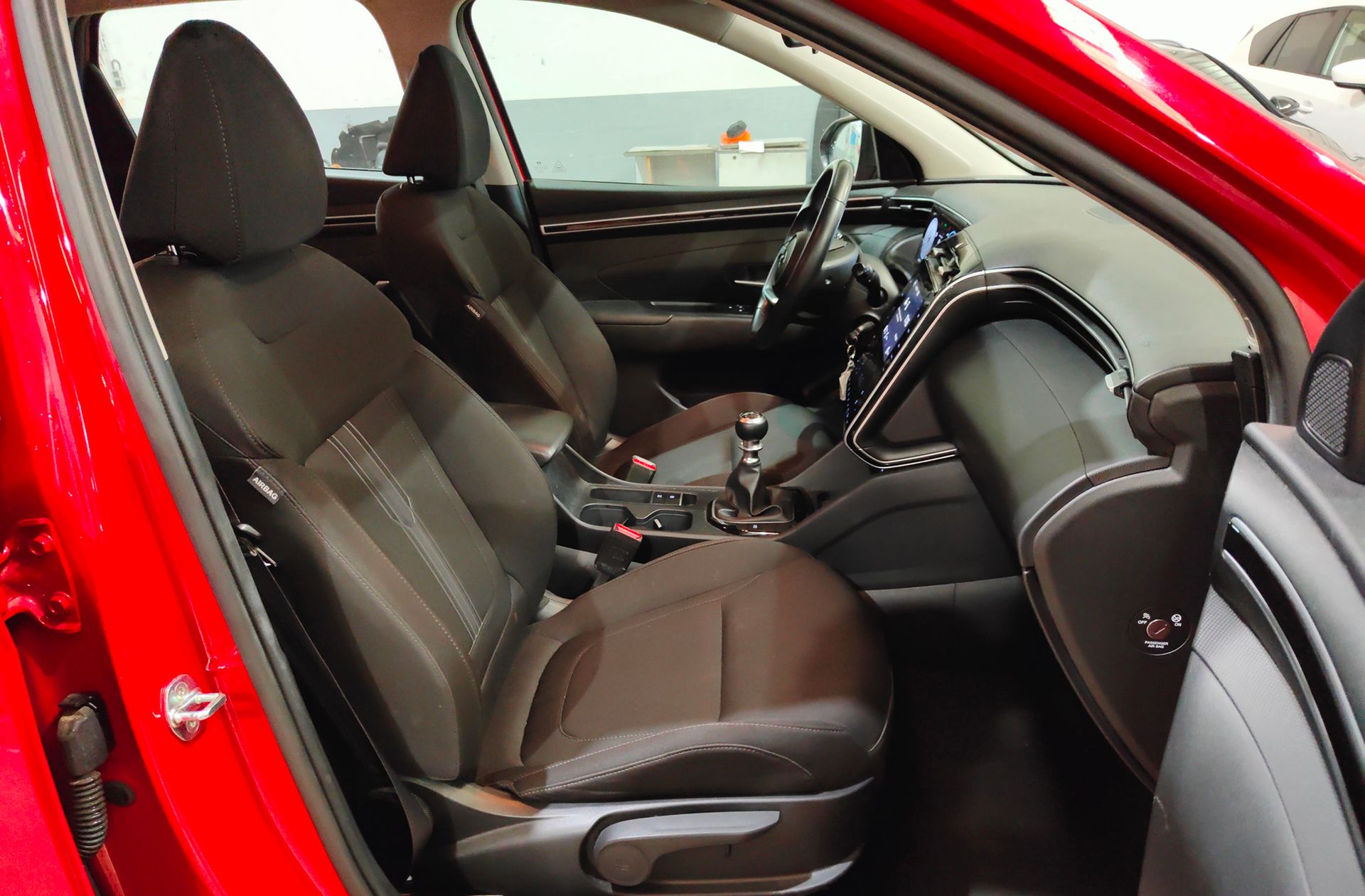 Hyundai Tucson 1.6 CRDi Maxx - foto 17