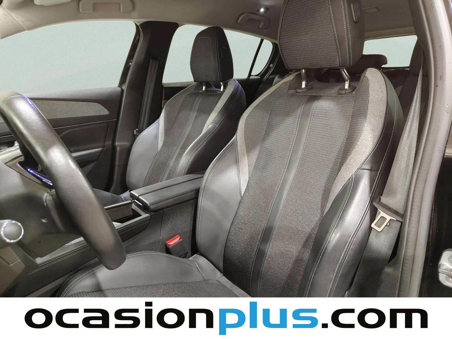 Extras y acabados del Peugeot 308 Peugeot 308 PureTech 130 S&S Allure Pack (130 CV)