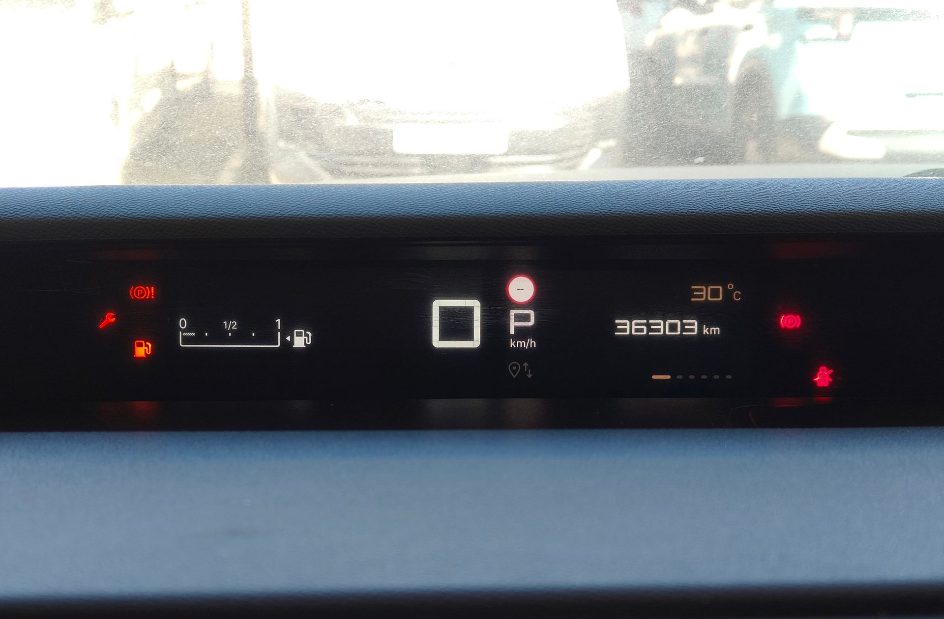 Citroën C3 Aircross Hybrid 145 Plus e-DCS6 - foto 22