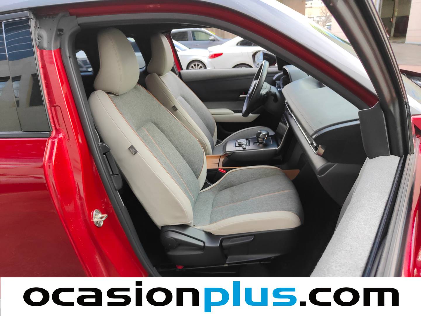 Foto Mazda MX-30 Mazda MX-30 e-Skyactive 1st Ed.Modern (146 CV)