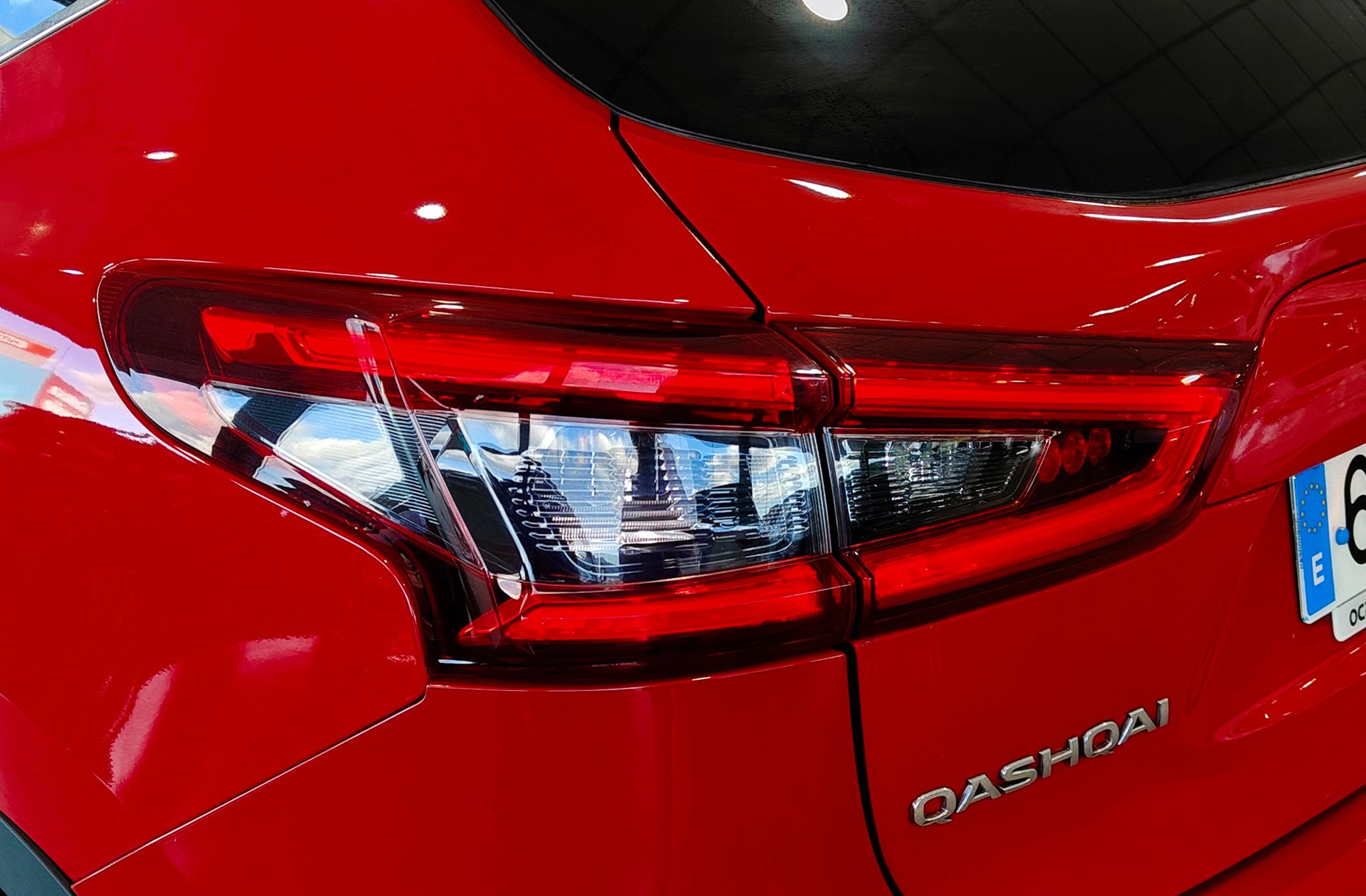 Nissan Qashqai DIG-T 115 N-Connecta Xtronic - foto 19