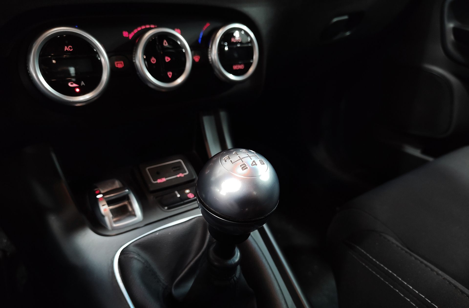 Alfa Romeo Giulietta 1.4 TB Super - foto 5