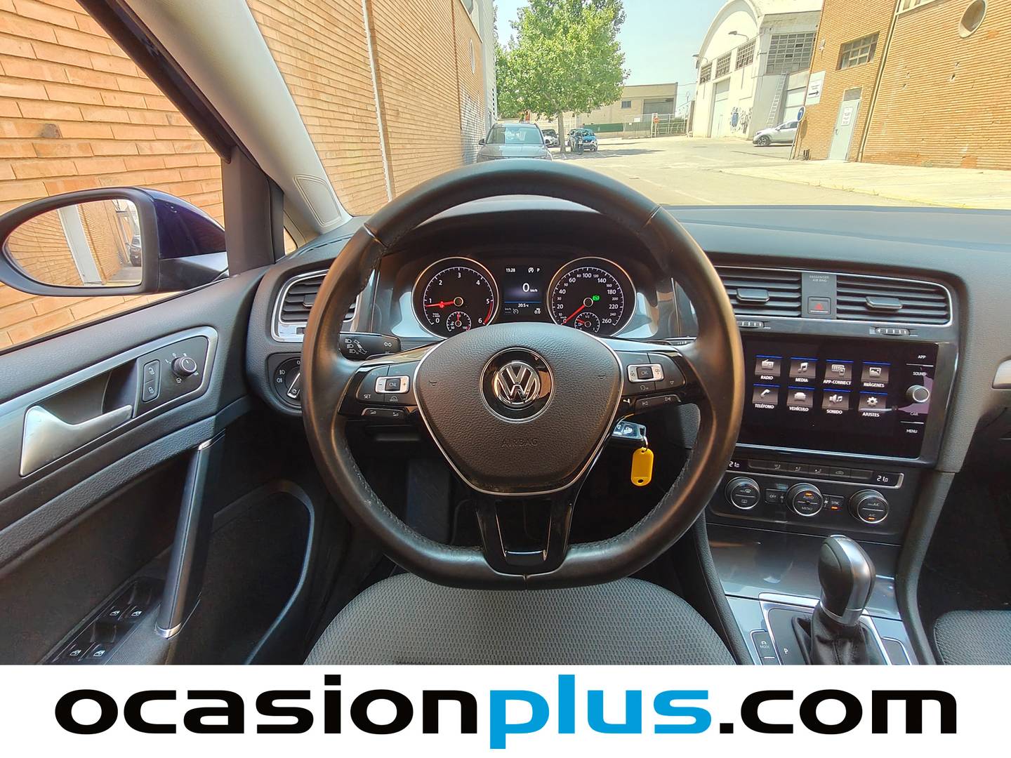 Foto Volkswagen Golf Volkswagen Golf Advance 2.0 TDI (150 CV) DSG