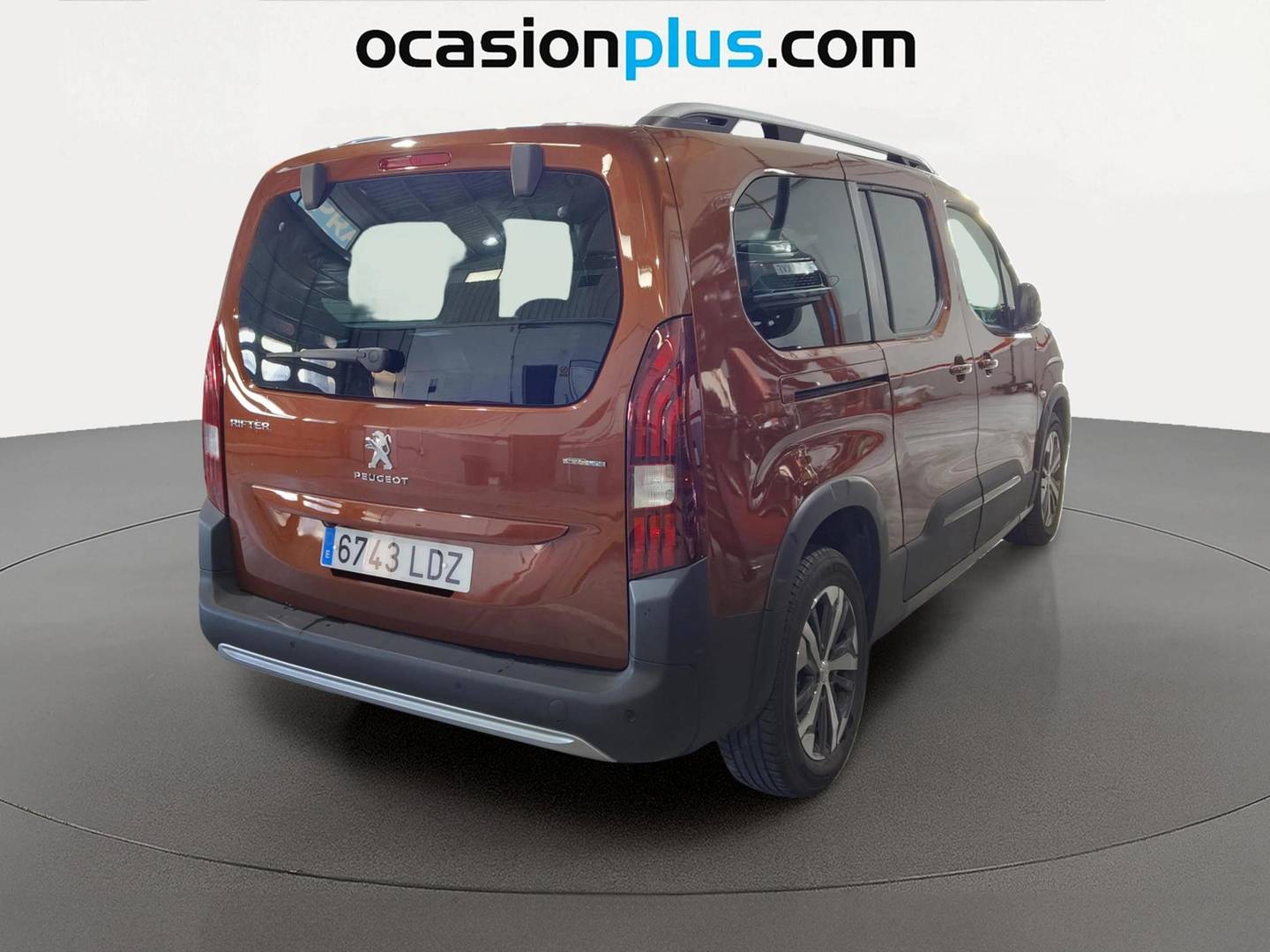 Foto trasera Peugeot Rifter Peugeot Rifter GT Line Long BlueHDi (130 CV) EAT8 derecha