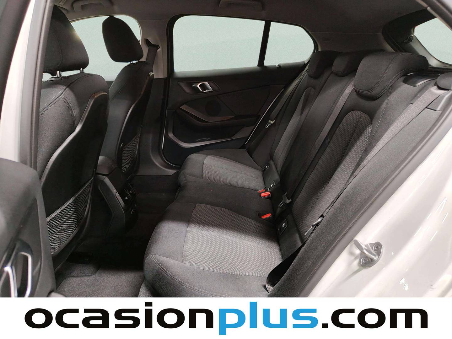 Foto asientos traseros BMW Serie 1 BMW Serie 1 118i (136 CV)