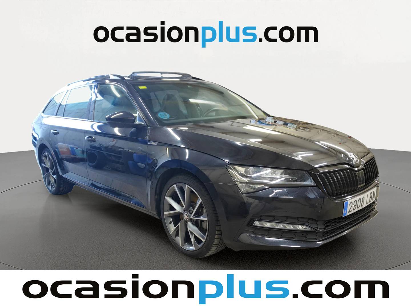 Foto Skoda Superb Skoda Superb Combi 2.0 TSI Sportline 4x4 DSG (272 CV)