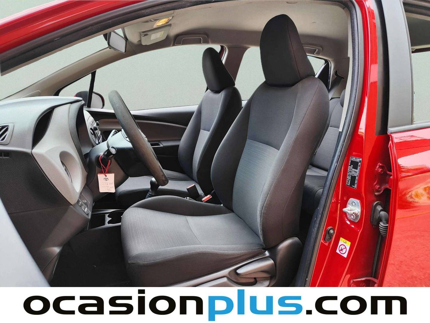 Foto asientos delanteros Toyota Yaris Toyota Yaris 70 Active (69 CV)