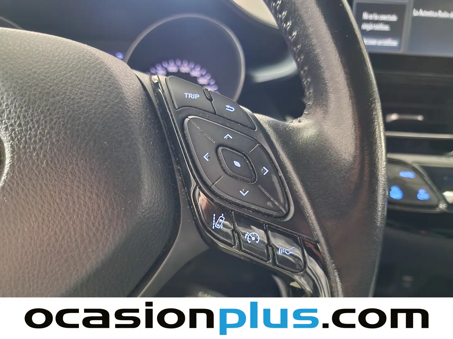 Foto Toyota C-HR Toyota C-HR 1.8 125H Advance (122 CV)