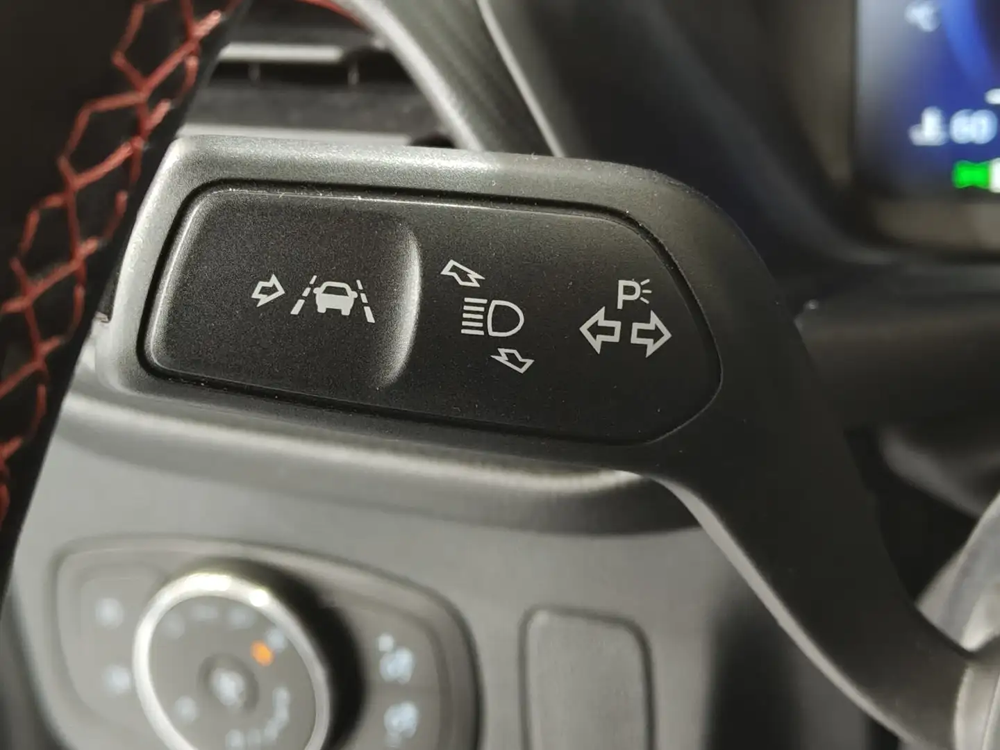 Foto Ford Puma Ford Puma 1.0 EcoBoost MHEV ST-Line X Auto (125 CV)