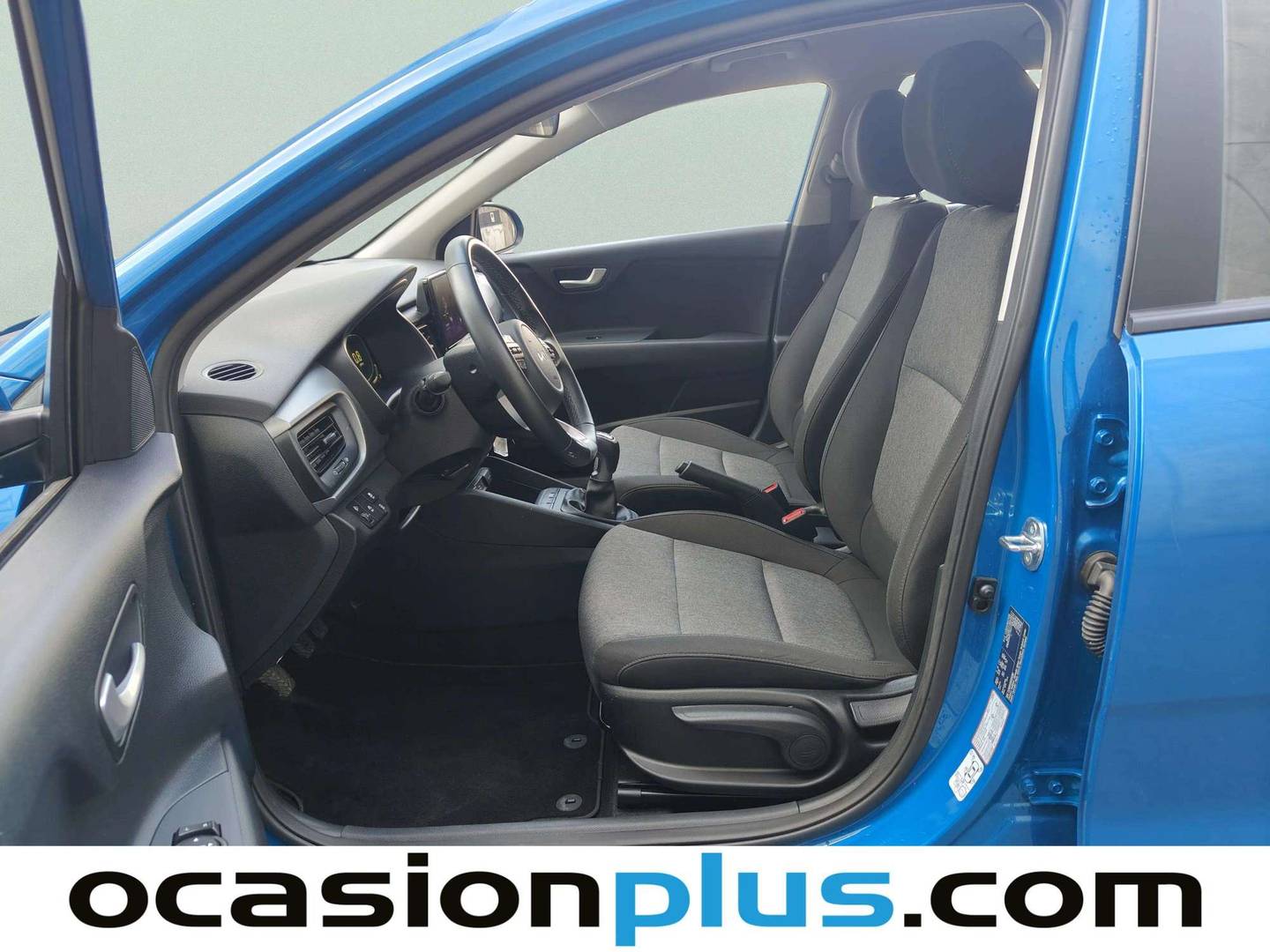 Foto asientos delanteros KIA Stonic KIA Stonic 1.0 T-GDi MHEV MT Concept (100 CV)