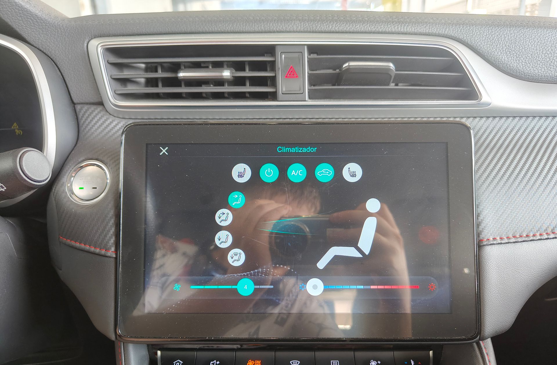 MG ZS 1.0T Luxury - foto 38