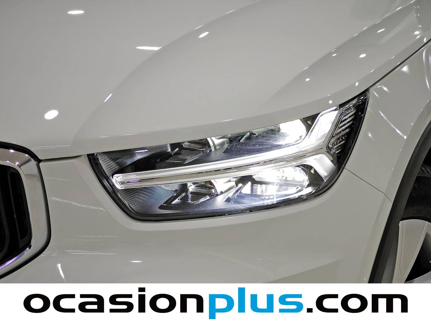 Foto Volvo XC40 Volvo XC40 T3 Momentum Core (163 CV)