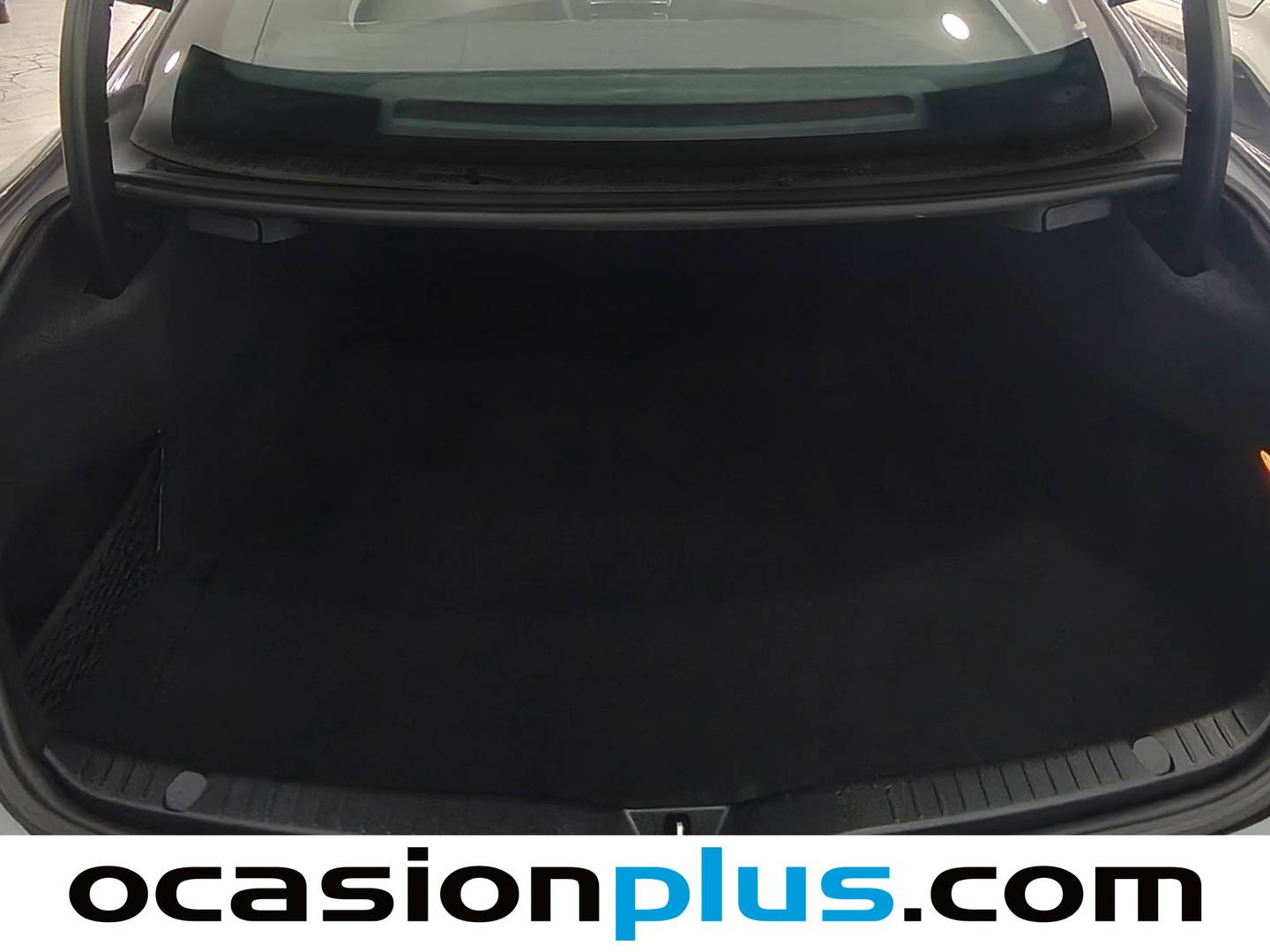 Fotos maletero Mercedes Clase C Mercedes-Benz Clase C Coupe 300 AMG Line (245 CV)