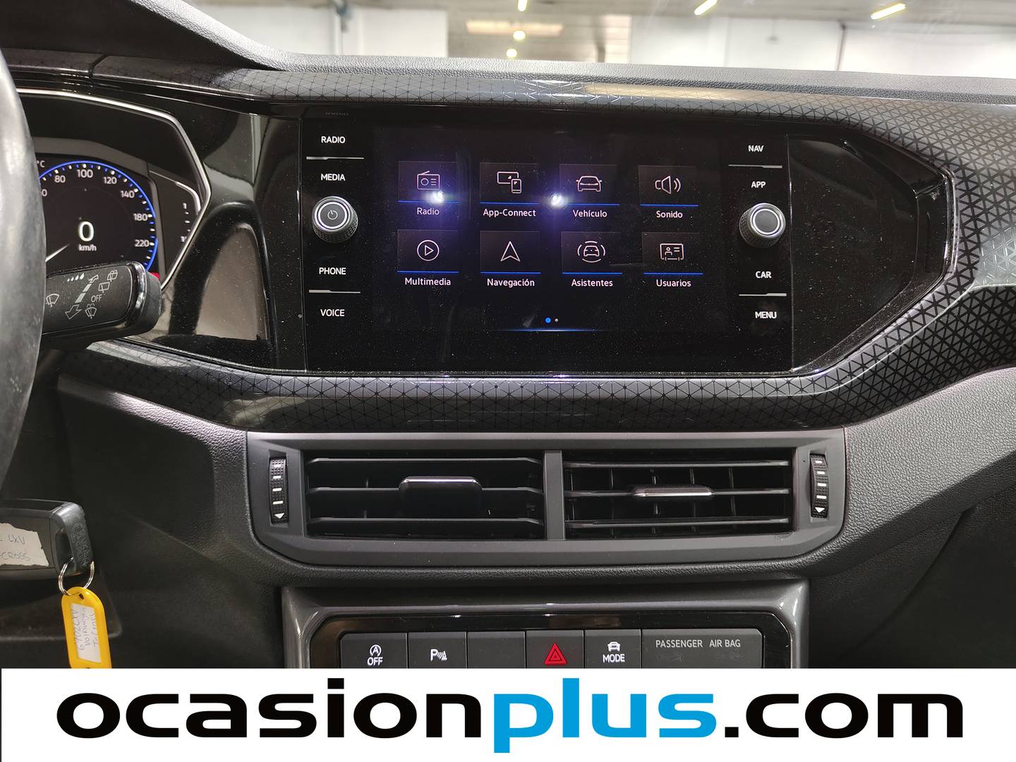 Extras y acabados del Volkswagen T-Cross Volkswagen T-Cross Sport 1.0 TSI (110 CV)