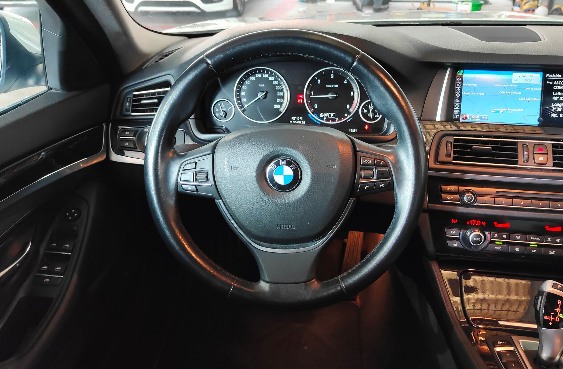 BMW Serie 5 520d - foto 22
