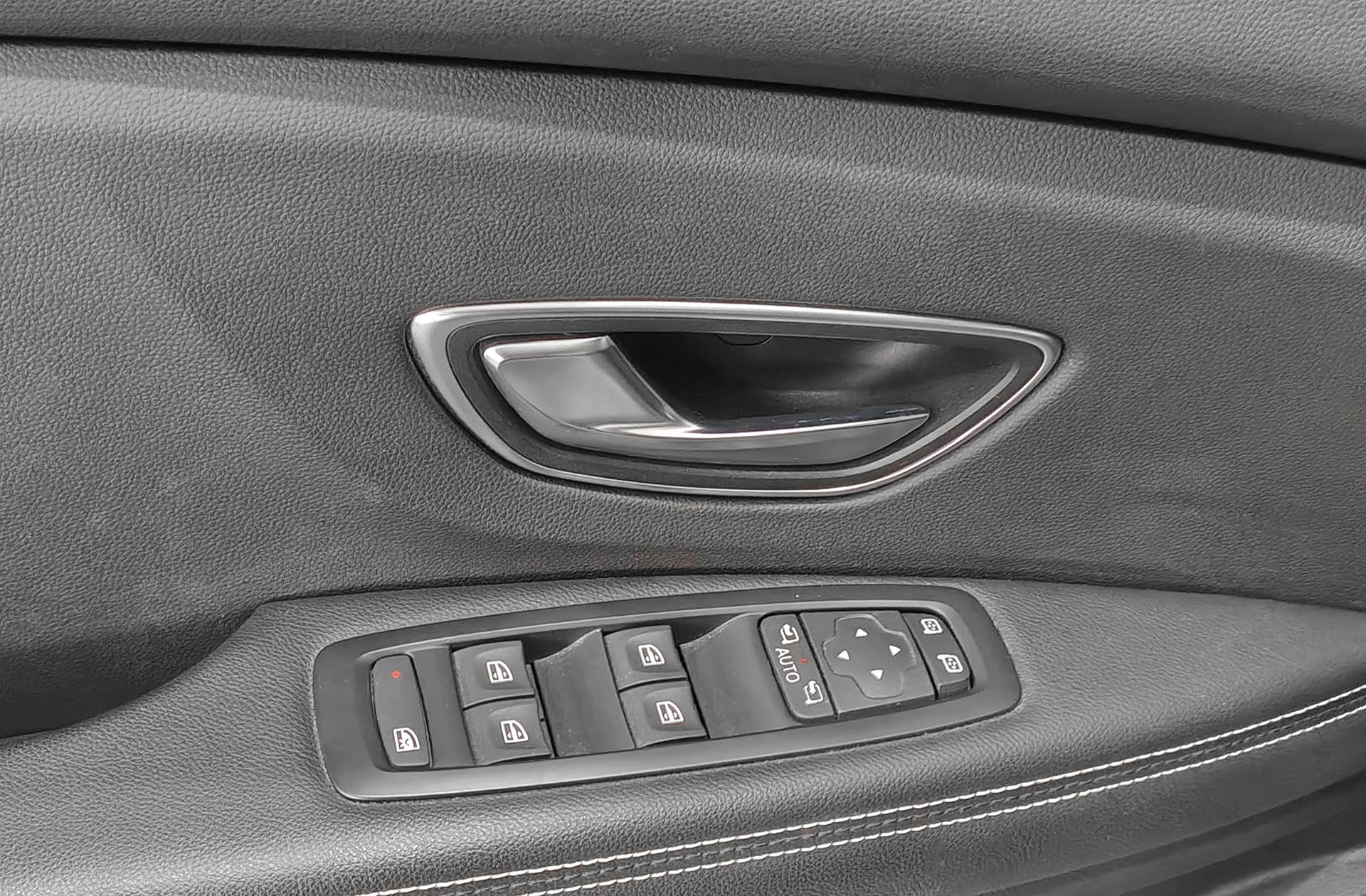 Renault Scénic Intens Energy TCe - foto 32