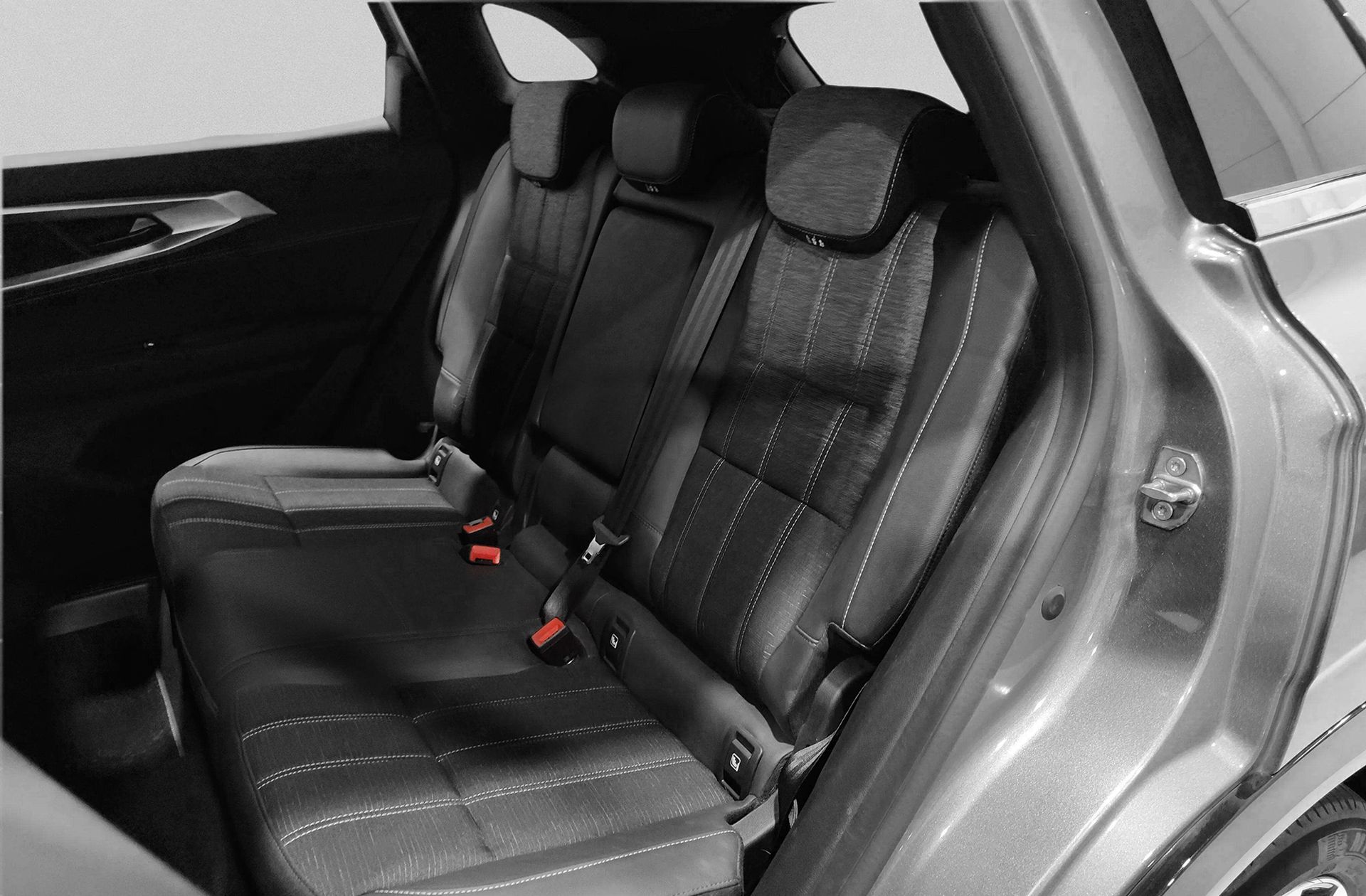 Renault Austral Techno Mild Hybrid - foto 12