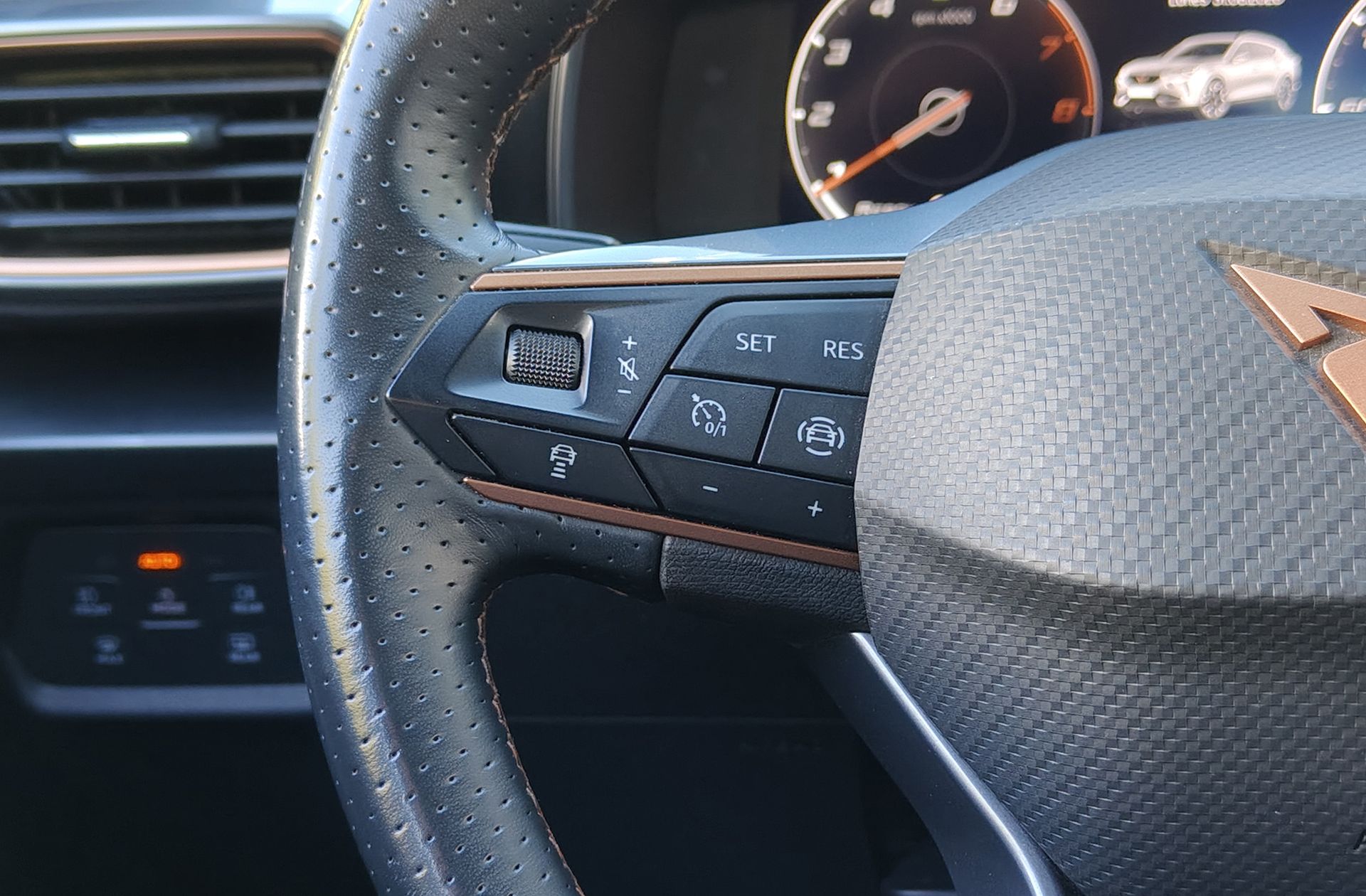 Cupra Formentor 1.5 TSI - foto 27