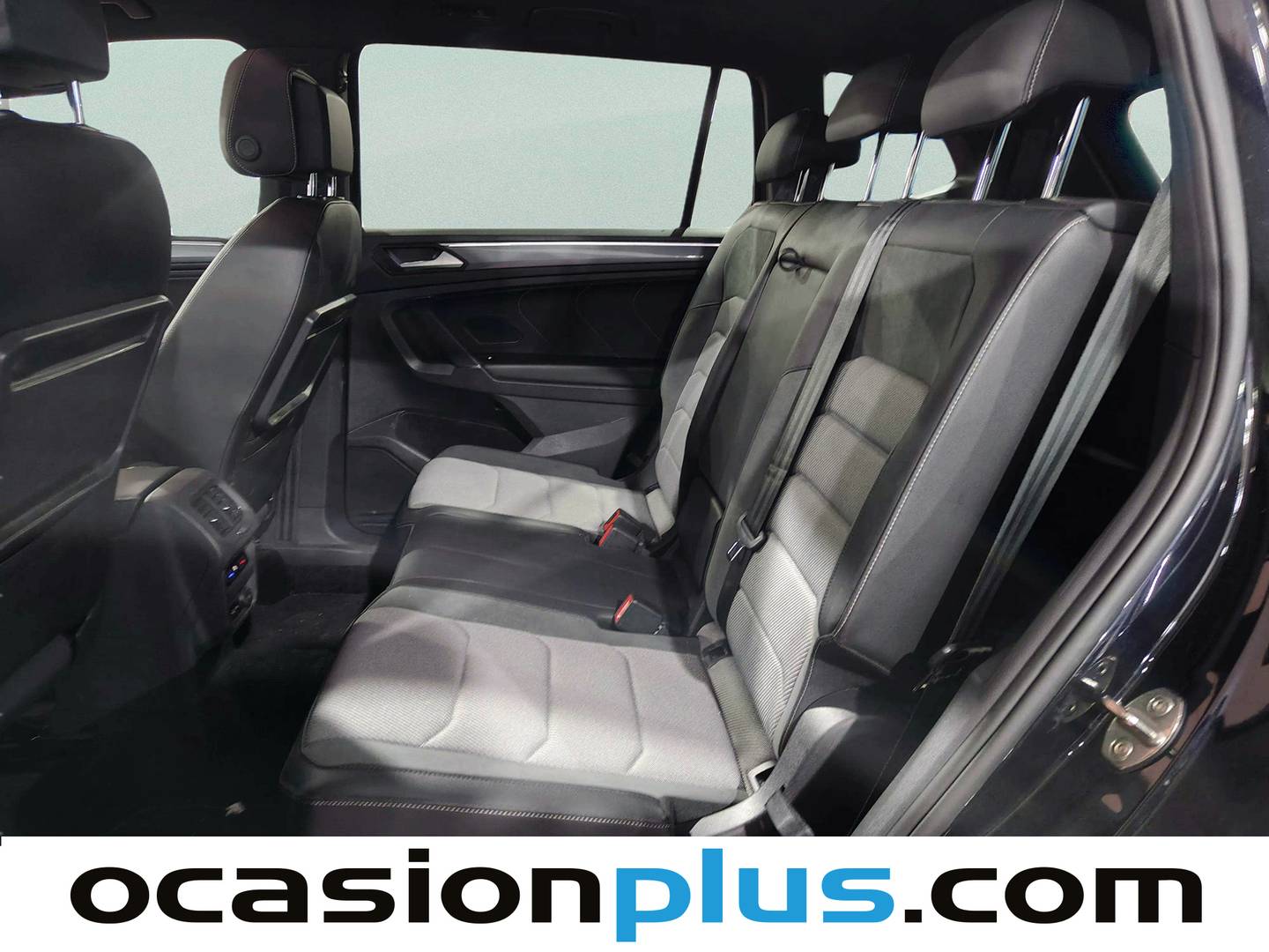 Foto asientos traseros Volkswagen Tiguan Allspace Volkswagen Tiguan Allspace Sport 2.0 TDI 4Motion (190 CV) DSG Pack R-Line (7 Plazas)