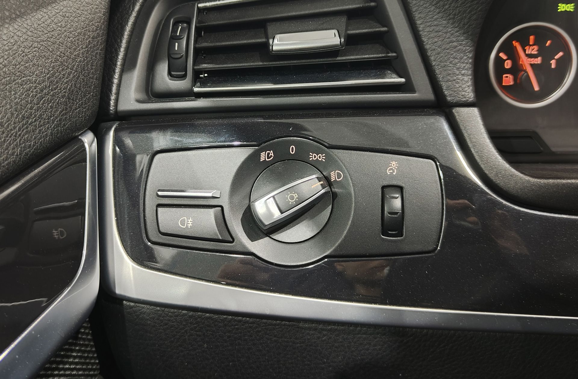 BMW Serie 5 520d - foto 23