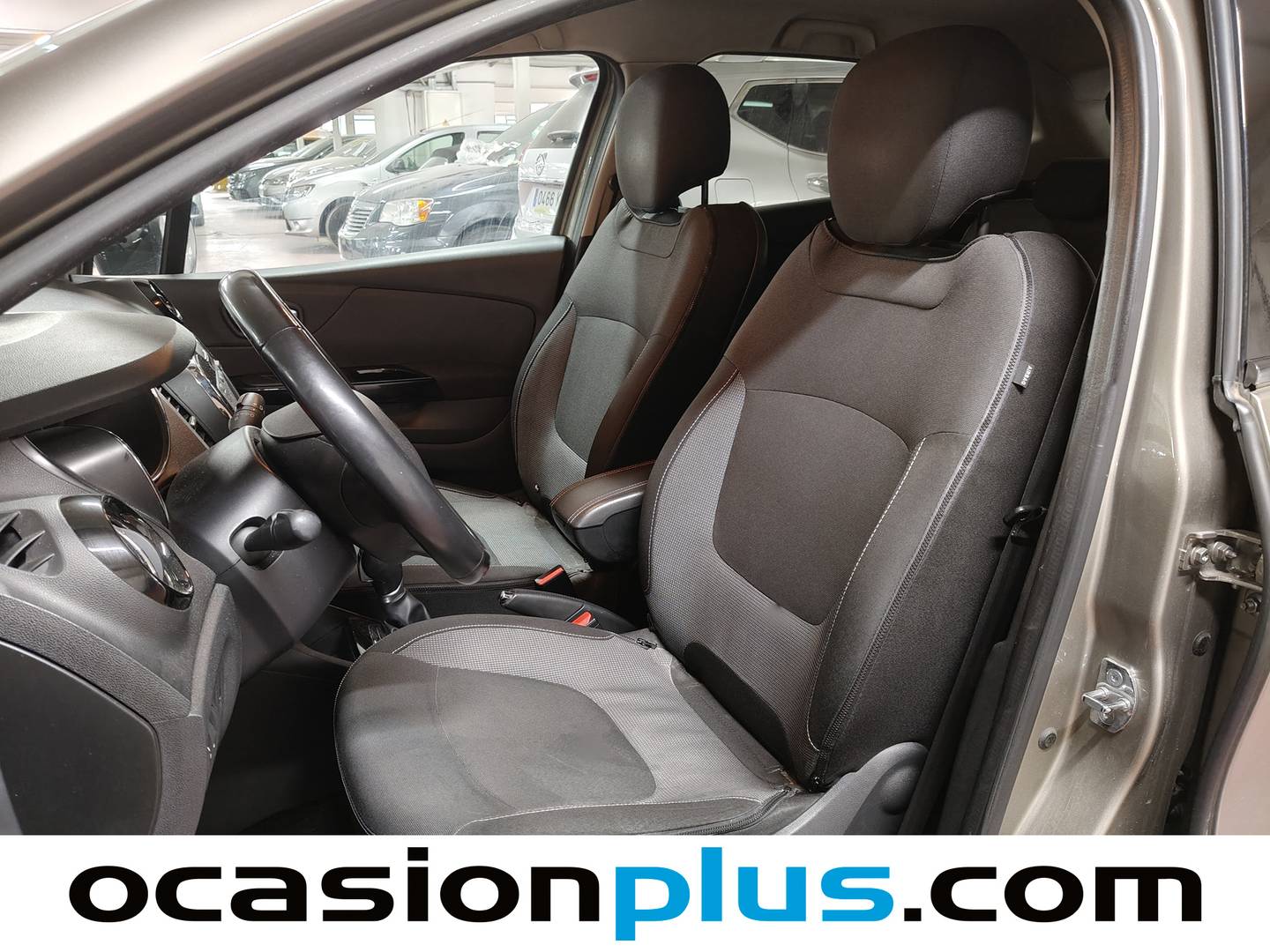 Foto asientos delanteros Renault Captur Renault Captur Zen Energy TCe (120 CV) EDC