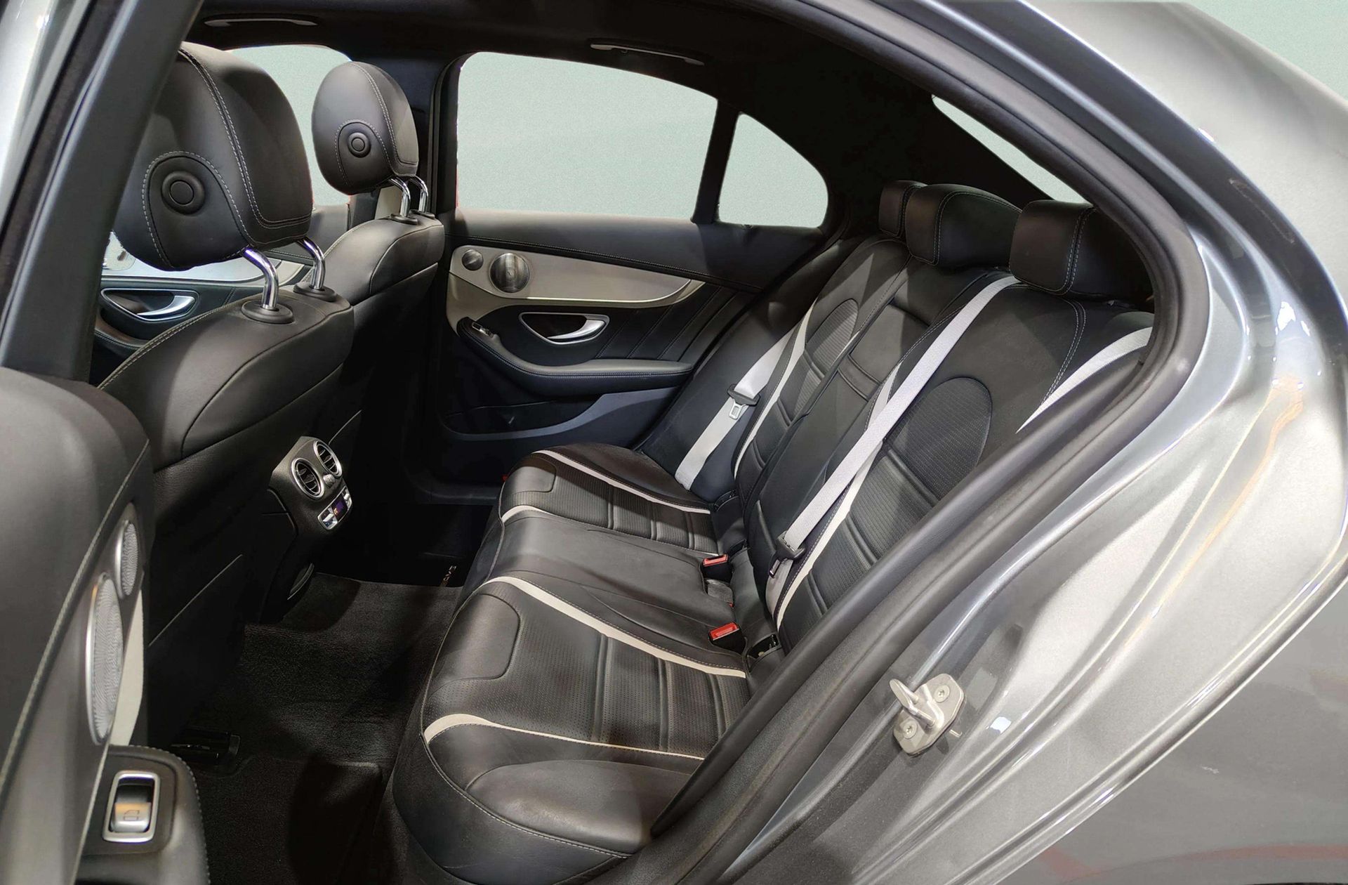 Mercedes-Benz Clase C C 63 S Mercedes-AMG - foto 15