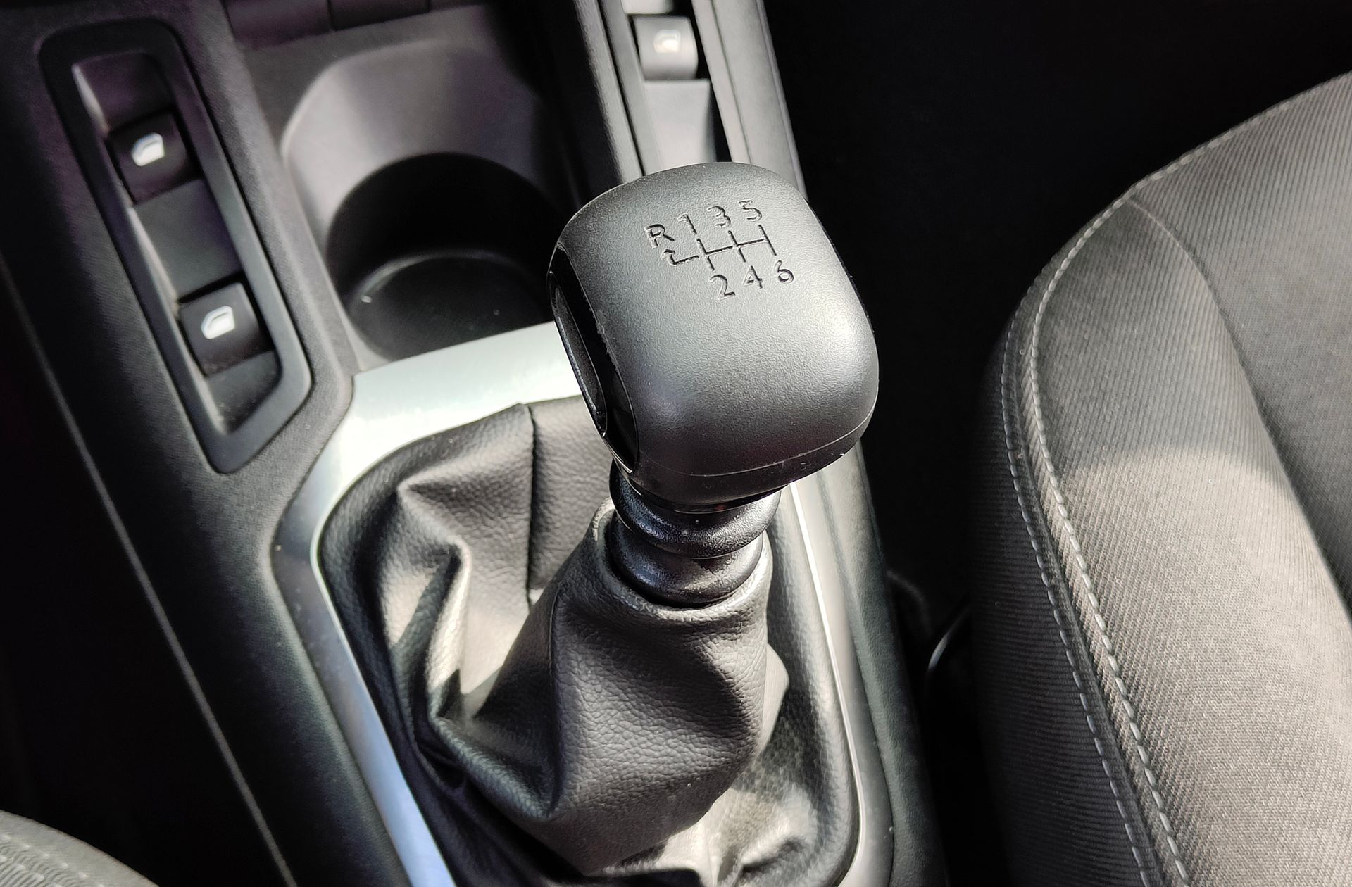 Citroën C-Elysée BlueHDi 100 Shine - foto 5