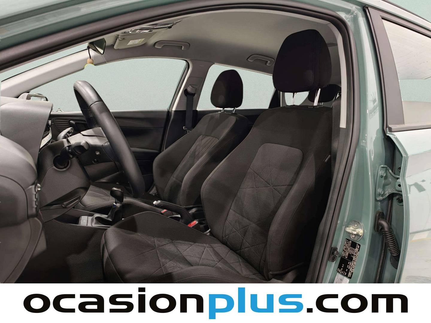 Foto asientos delanteros Hyundai Bayon Hyundai Bayon 1.2 MPI Maxx (84 CV)