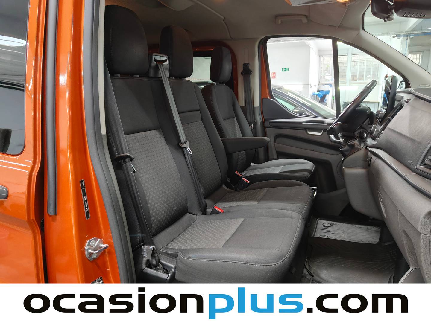 Foto Ford Transit Custom Ford Transit Custom Kombi 2.0 TDCI 320 L1 Trend (130 CV) 9 Plazas siete plazas