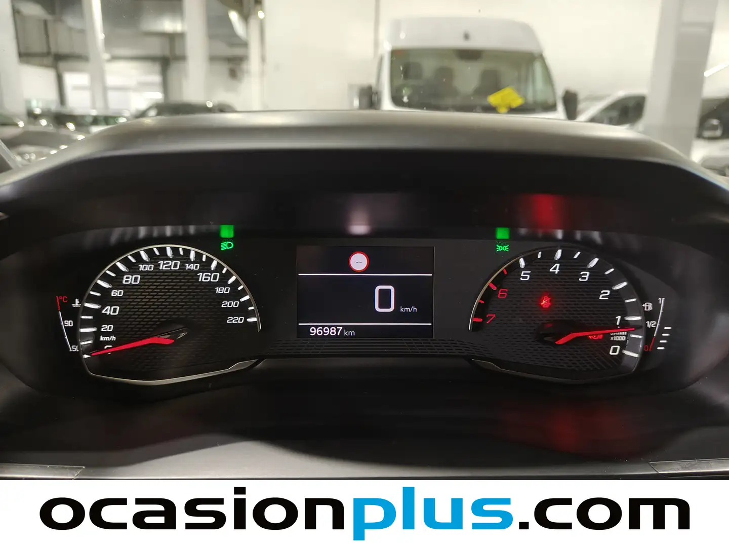 Foto Peugeot 2008 Peugeot 2008 2008 PureTech 100 S&S Allure (100 CV)