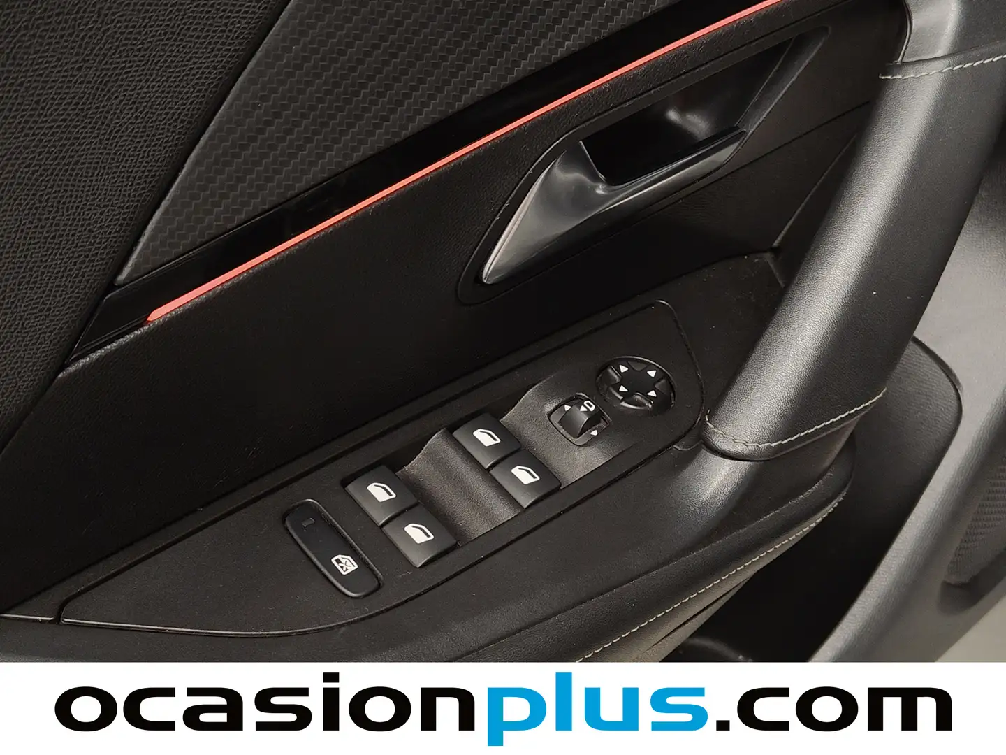 Foto Peugeot 2008 Peugeot 2008 PureTech 130 S&S GT EAT8 (130 CV)