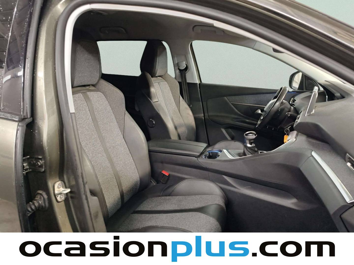 Foto Peugeot 5008 Peugeot 5008 BlueHDi 130 S&S Allure (130 CV) 7 Plazas