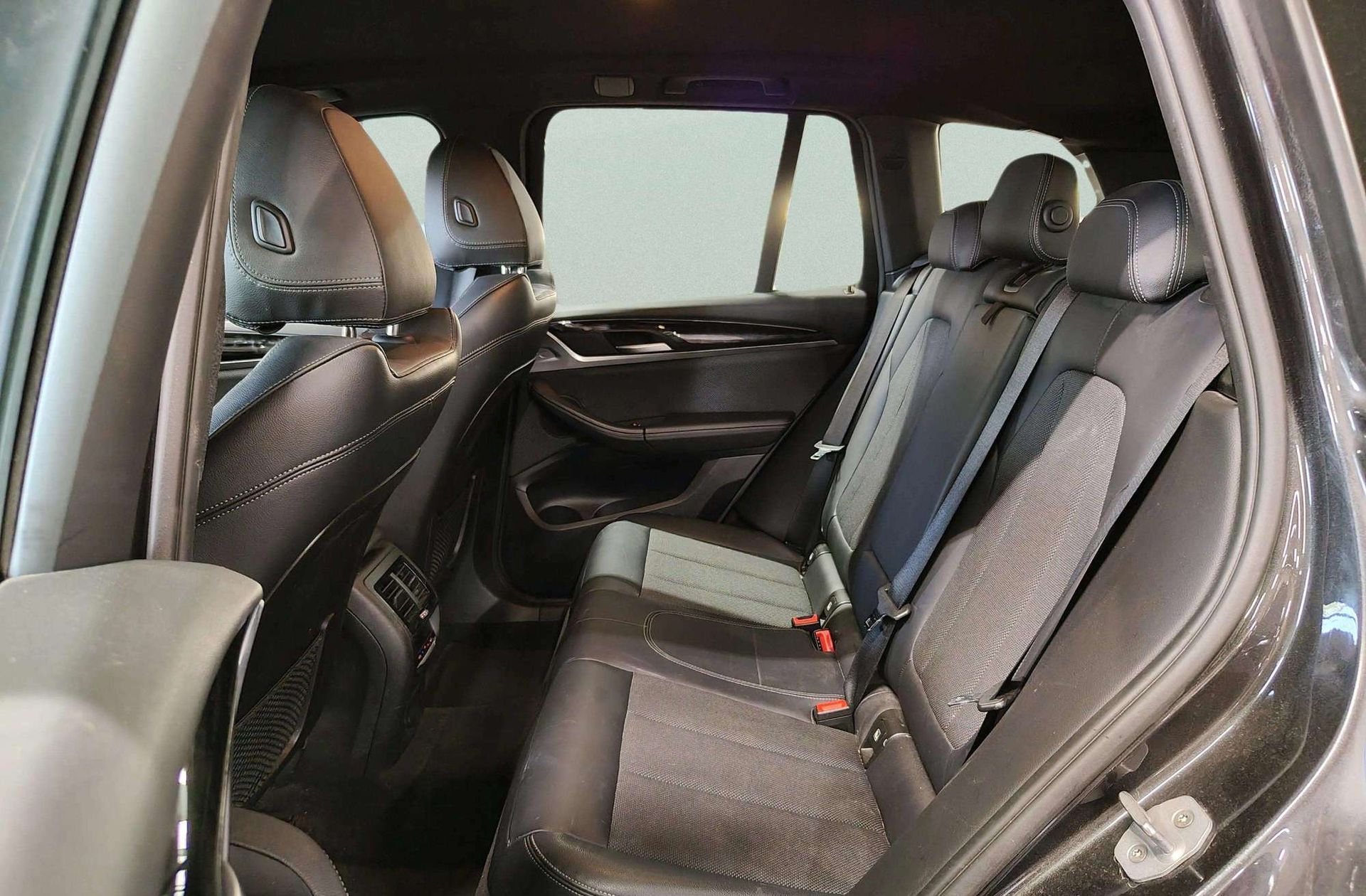BMW X3 xDrive20d - foto 16