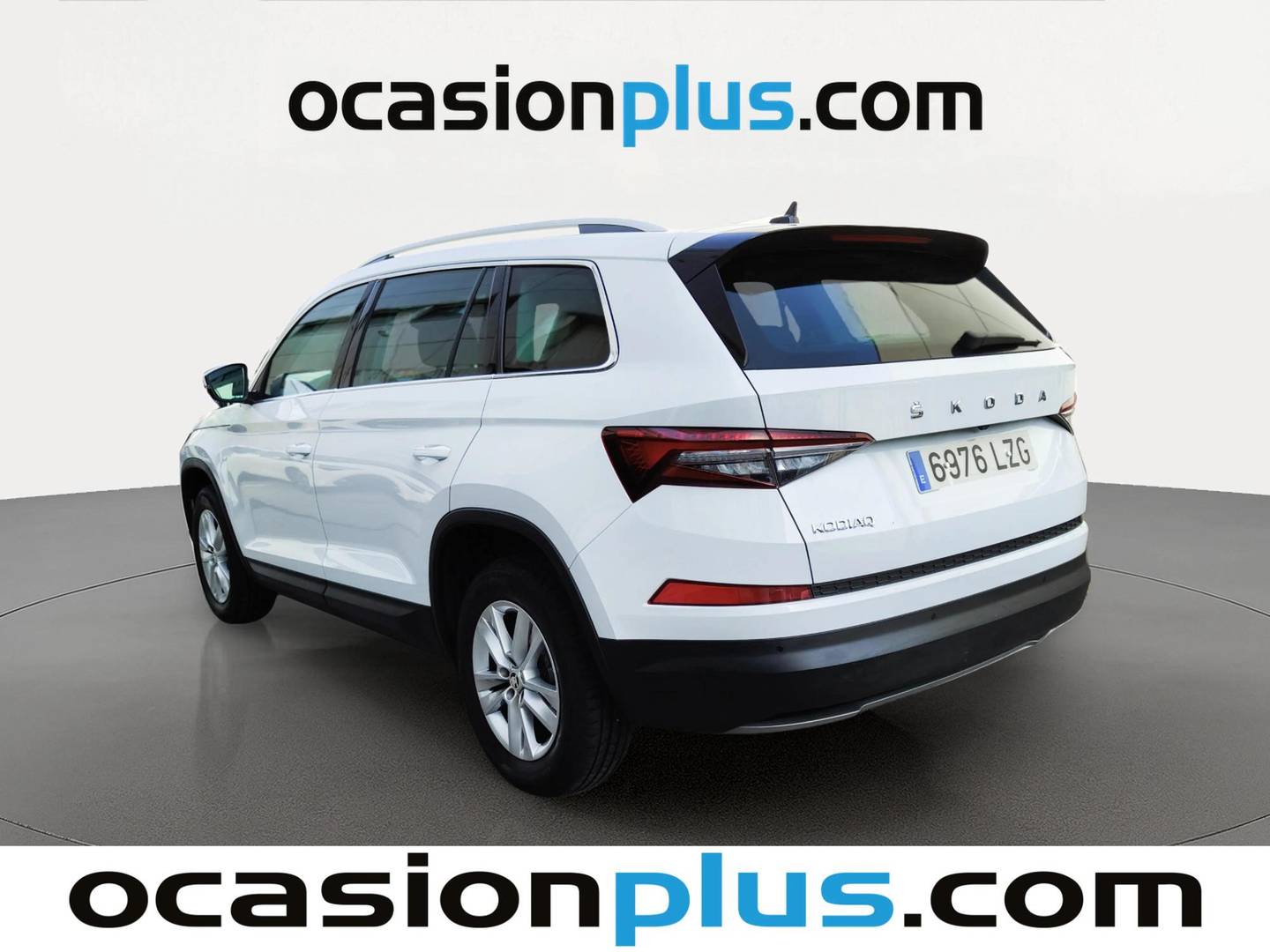 Foto trasera Skoda Kodiaq Skoda Kodiaq 1.5 TSI Ambition 4x2 (150 CV) 7 plazas izquierda