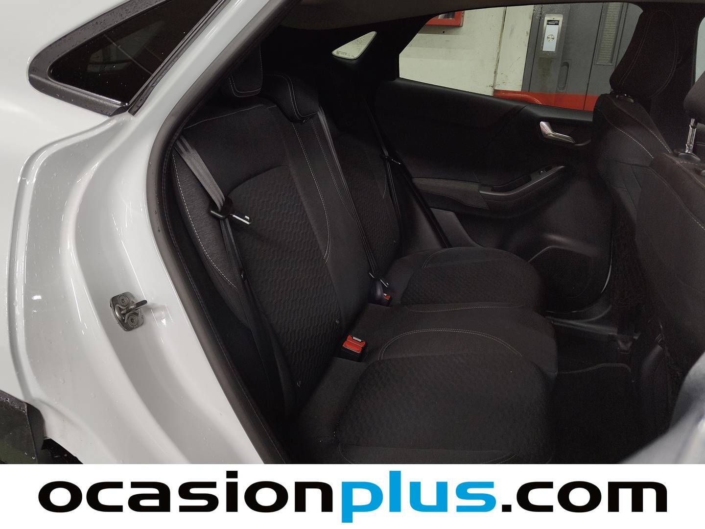 Foto asientos traseros Ford Puma Ford Puma 1.5 Ecoblue Titanium  (120 CV)