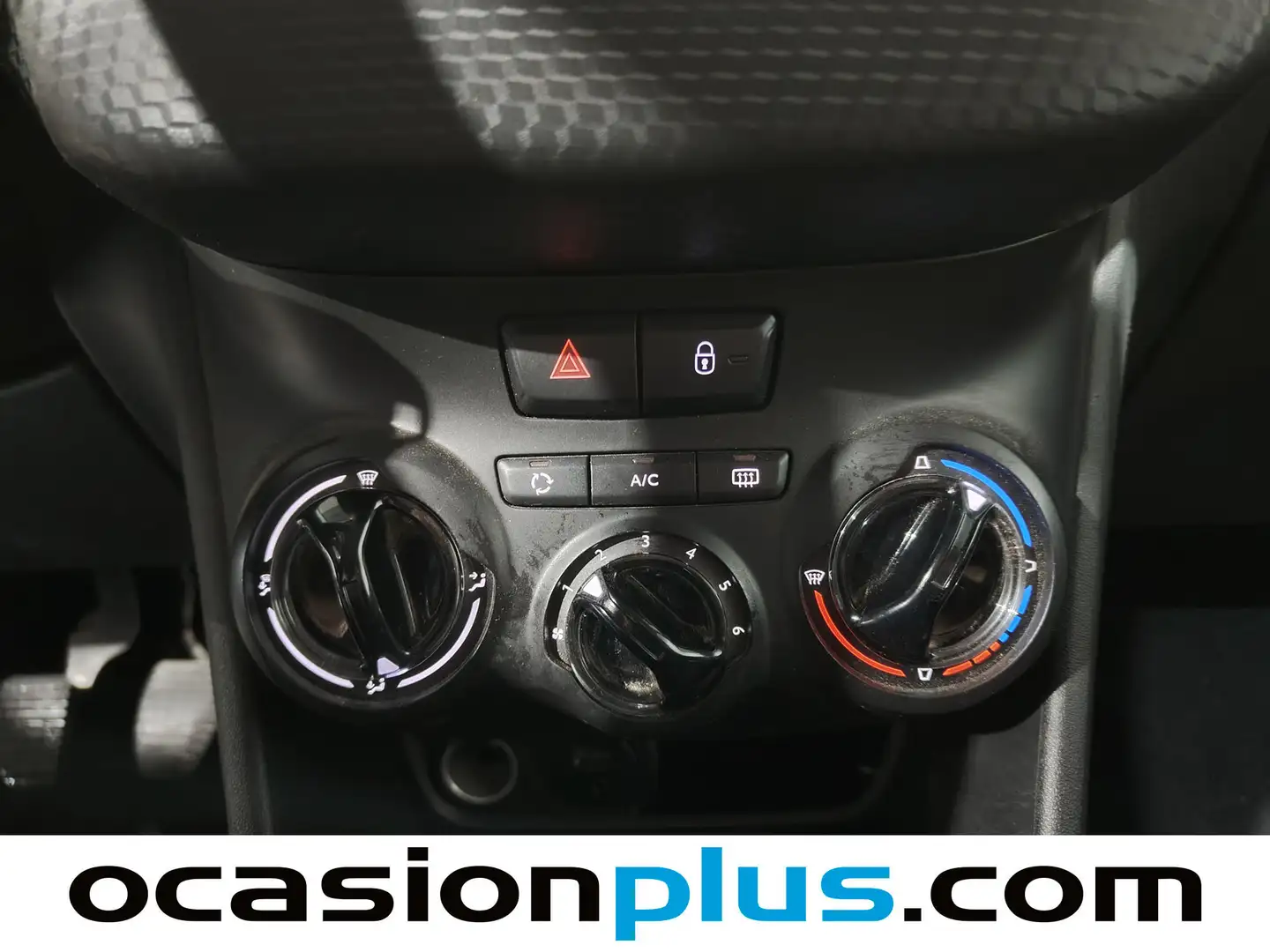 Foto Peugeot 208 Peugeot 208 PureTech 82 Style  (82 CV)