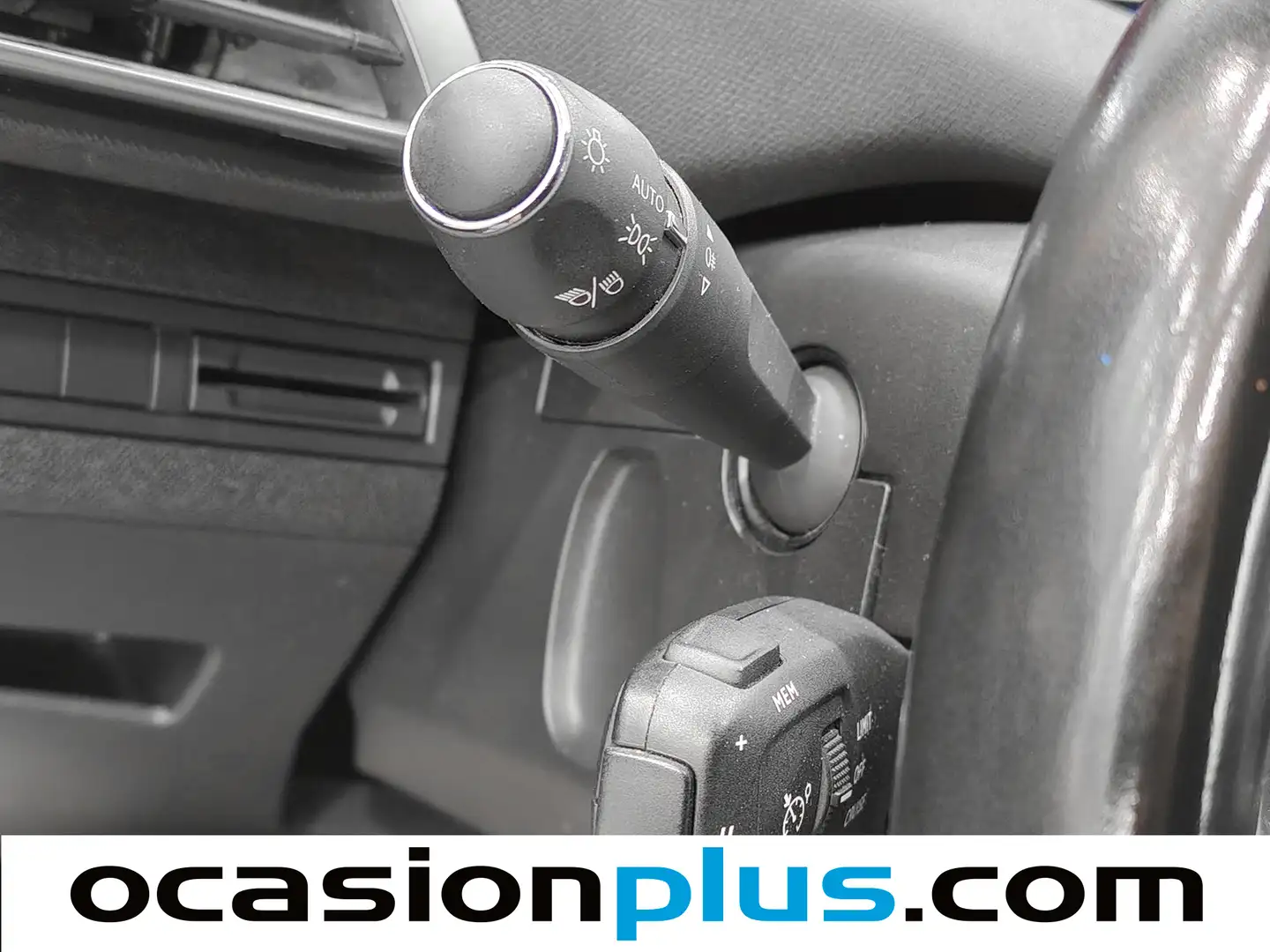 Foto Peugeot 3008 Peugeot 3008 PureTech 130 S&S Allure Pack (130 CV)