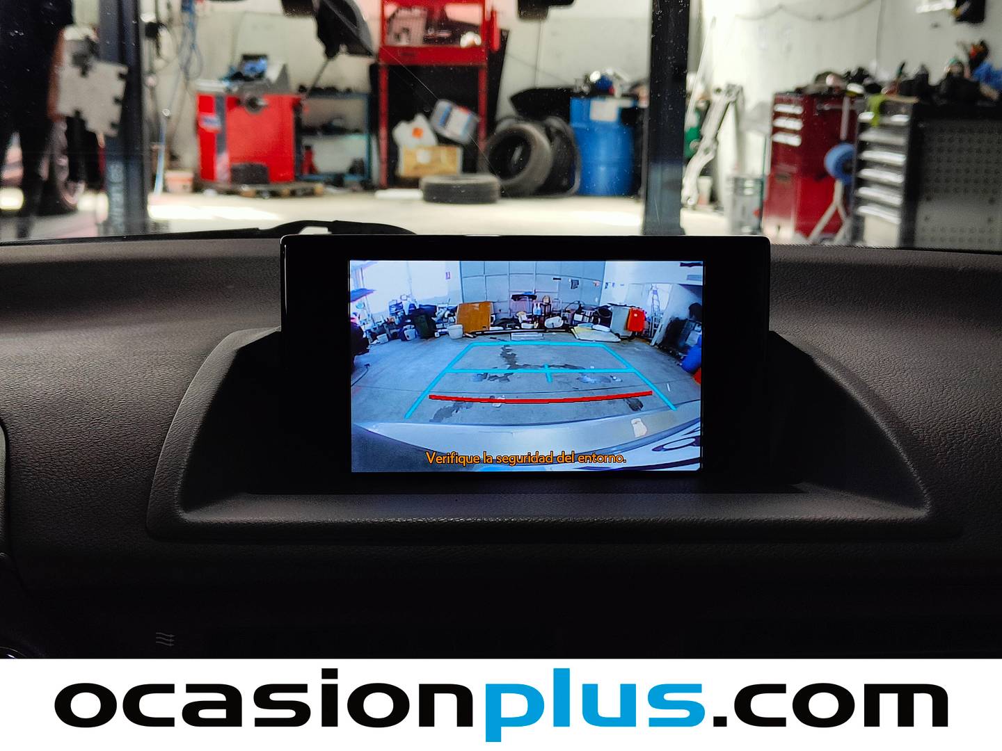 Equipamiento del Lexus CT Lexus CT 200h Sport Edition (136 CV)