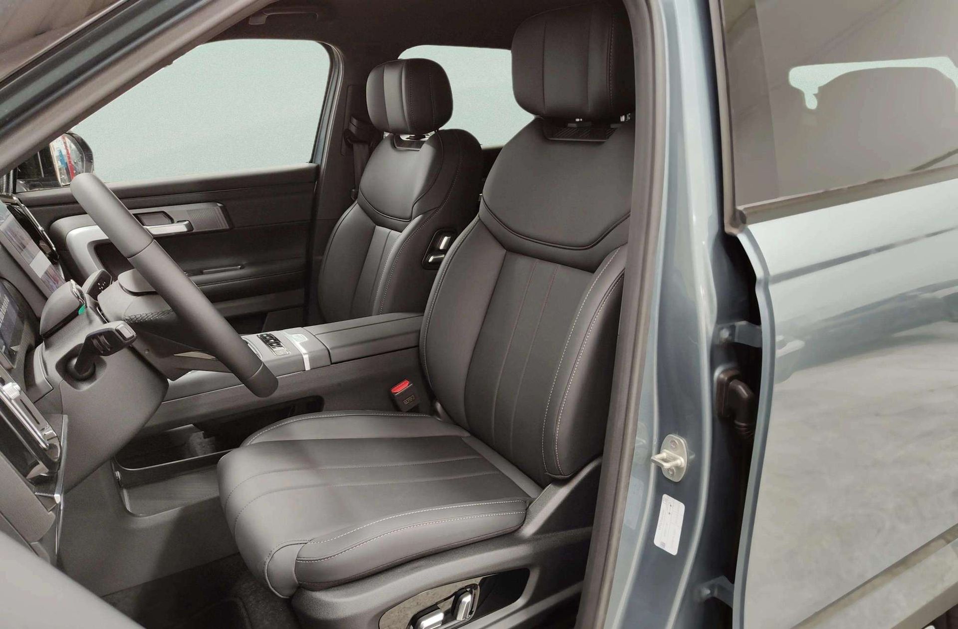 Jaecoo 7 1.5 T-GDi PHEV +1DHT Select FWD - foto 11