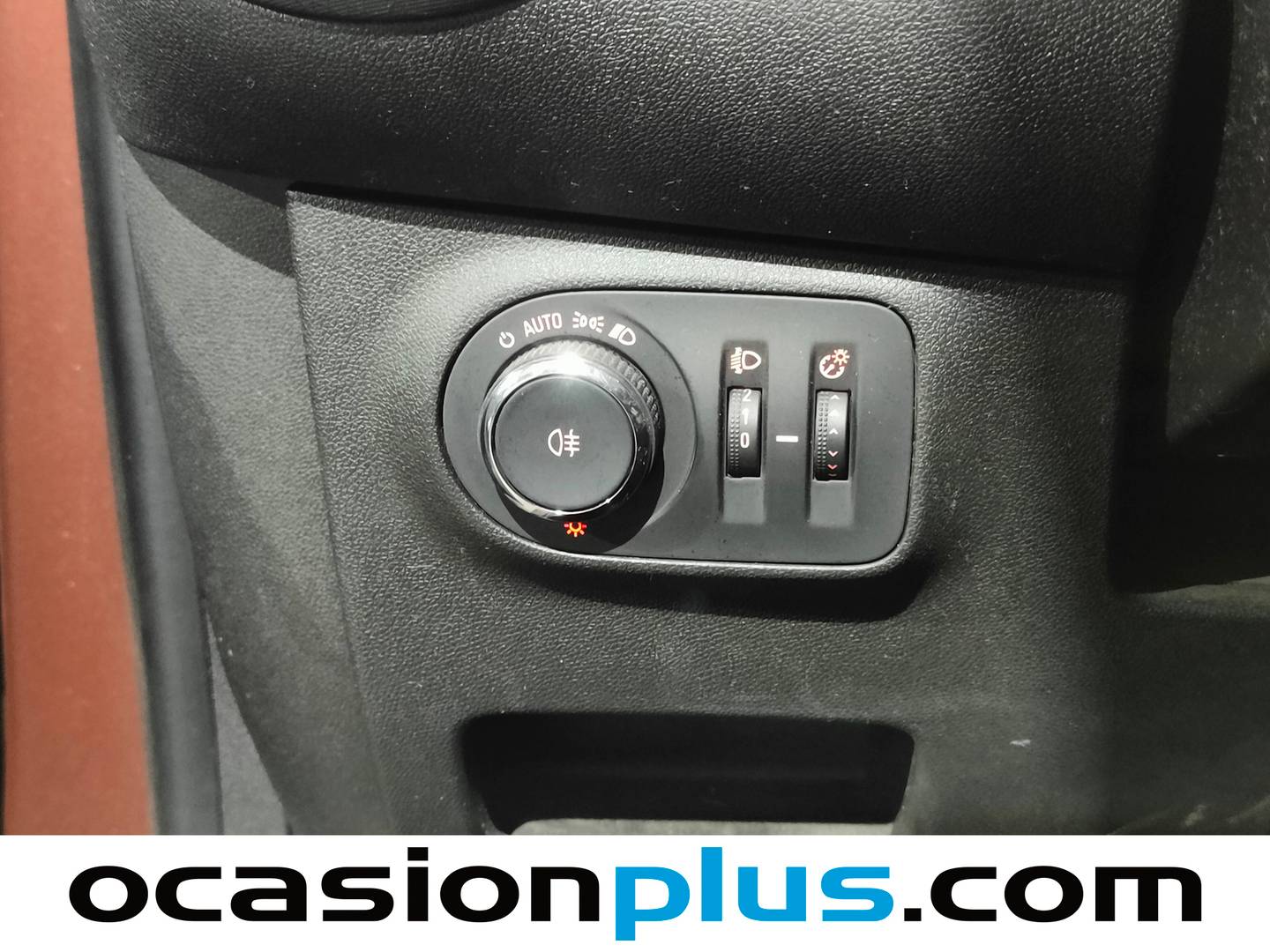 Foto Opel Adam Opel Adam 1.4 XEL Glam (87 CV)