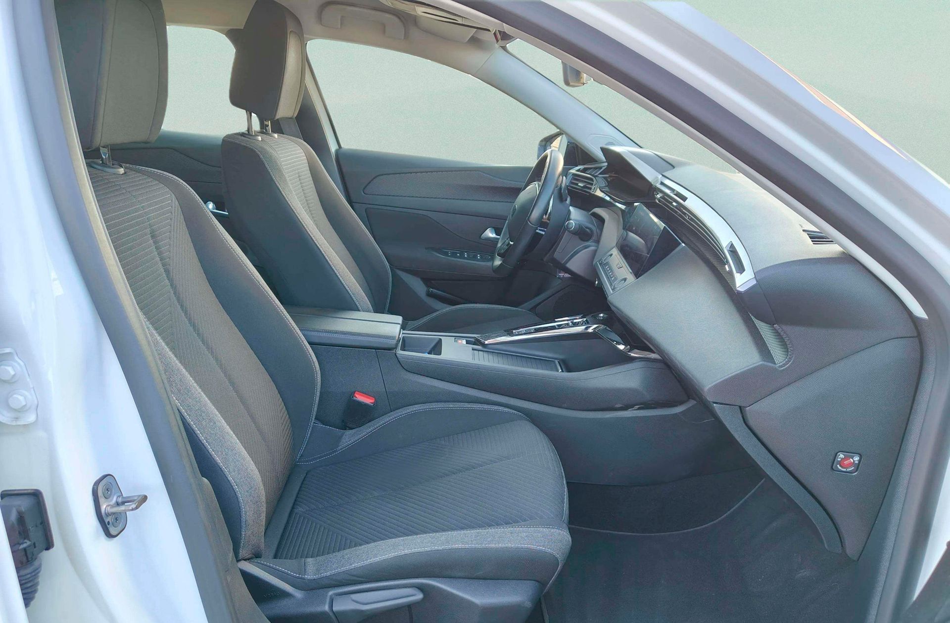 Peugeot 308 SW BlueHDi 130 Active Pack EAT8 - foto 17