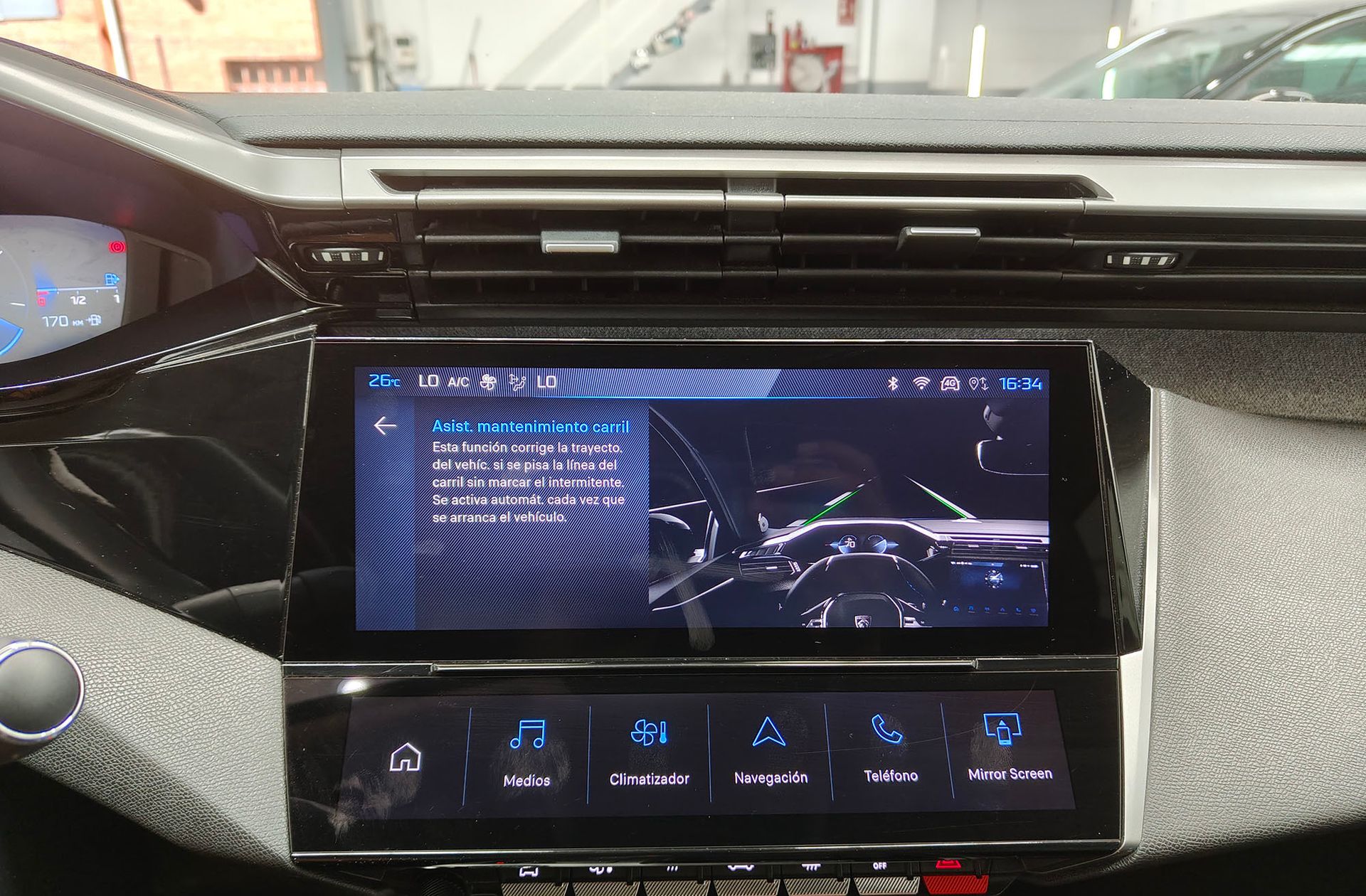 Peugeot 308 BlueHDi 130 Allure EAT8 - foto 14