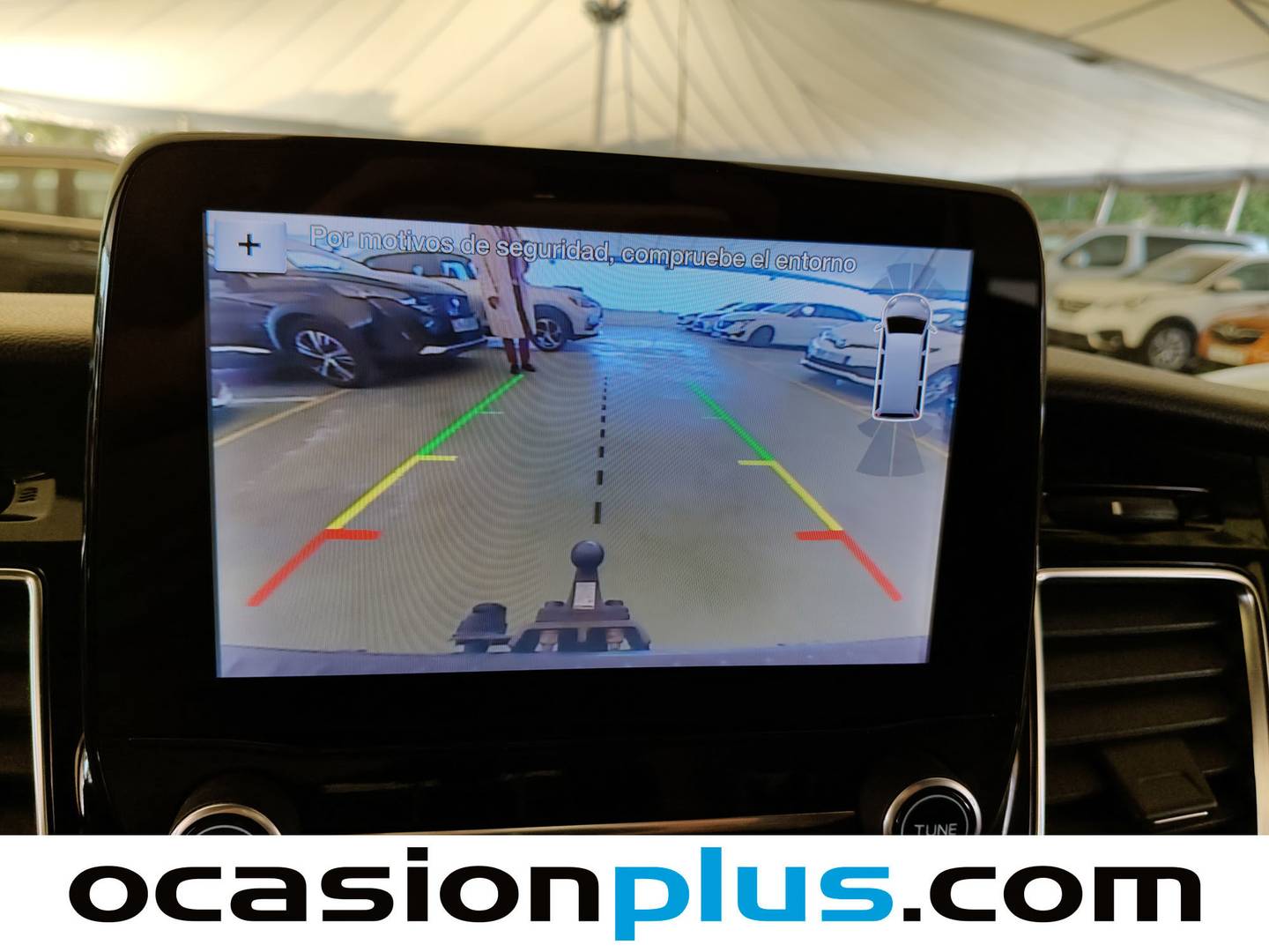 Foto Ford Tourneo Custom Ford Tourneo Custom 2.0 TDCI L1 Titanium Auto (130 CV) 8 Plazas