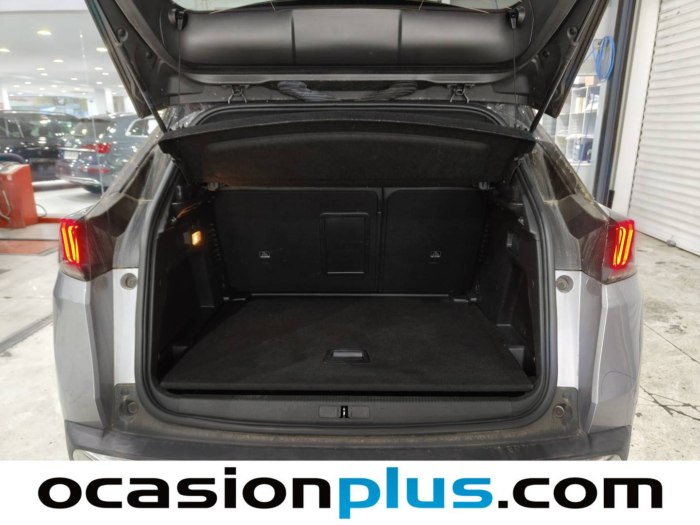 Foto Peugeot 3008 Peugeot 3008 BlueHDi 130 S&S GT EAT8  (130 CV)