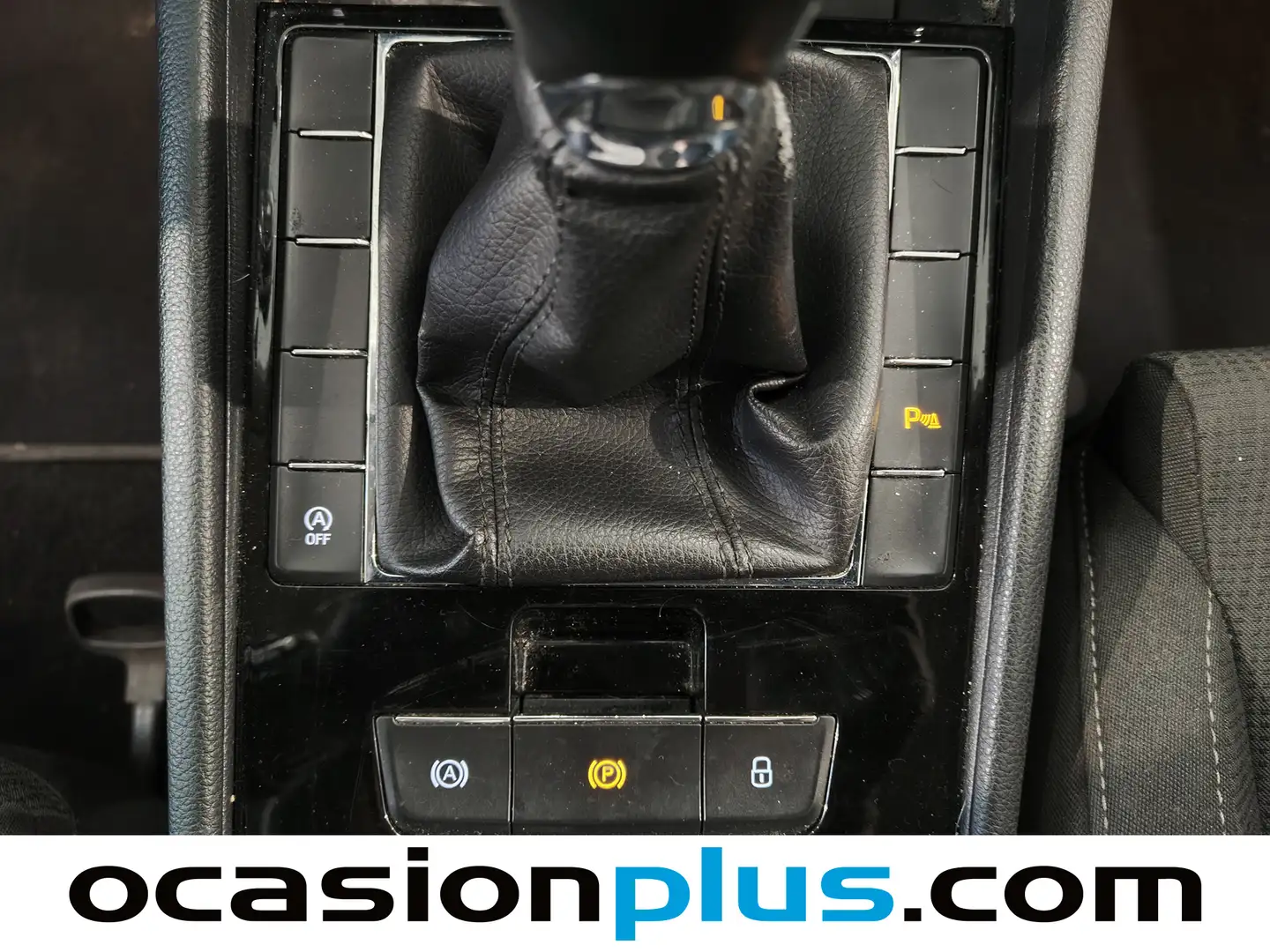 Foto Skoda Superb Skoda Superb Combi 2.0 TDI Ambition (150 CV)