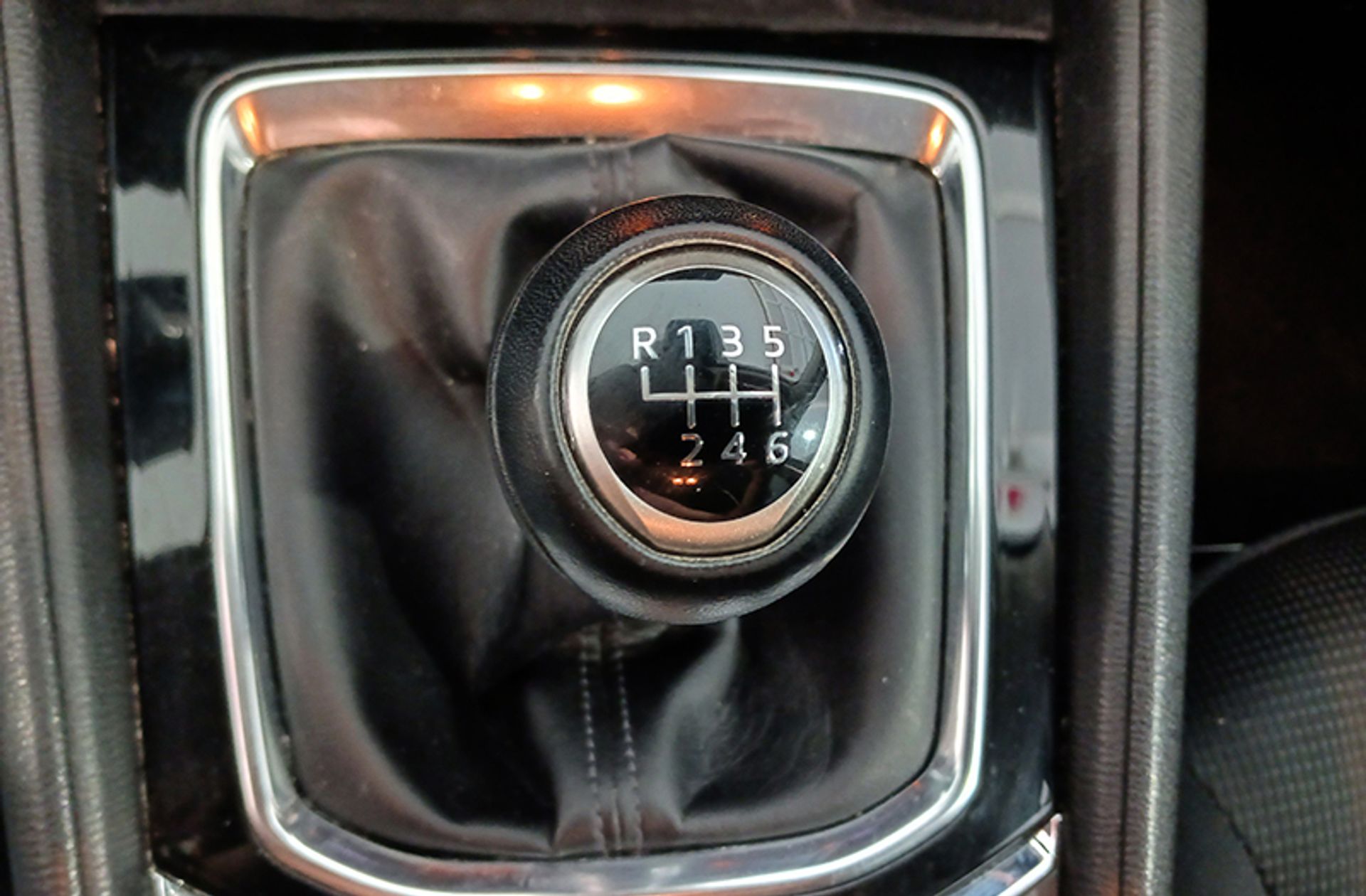 Mazda CX-5 2.2 D Evolution 2WD - foto 29