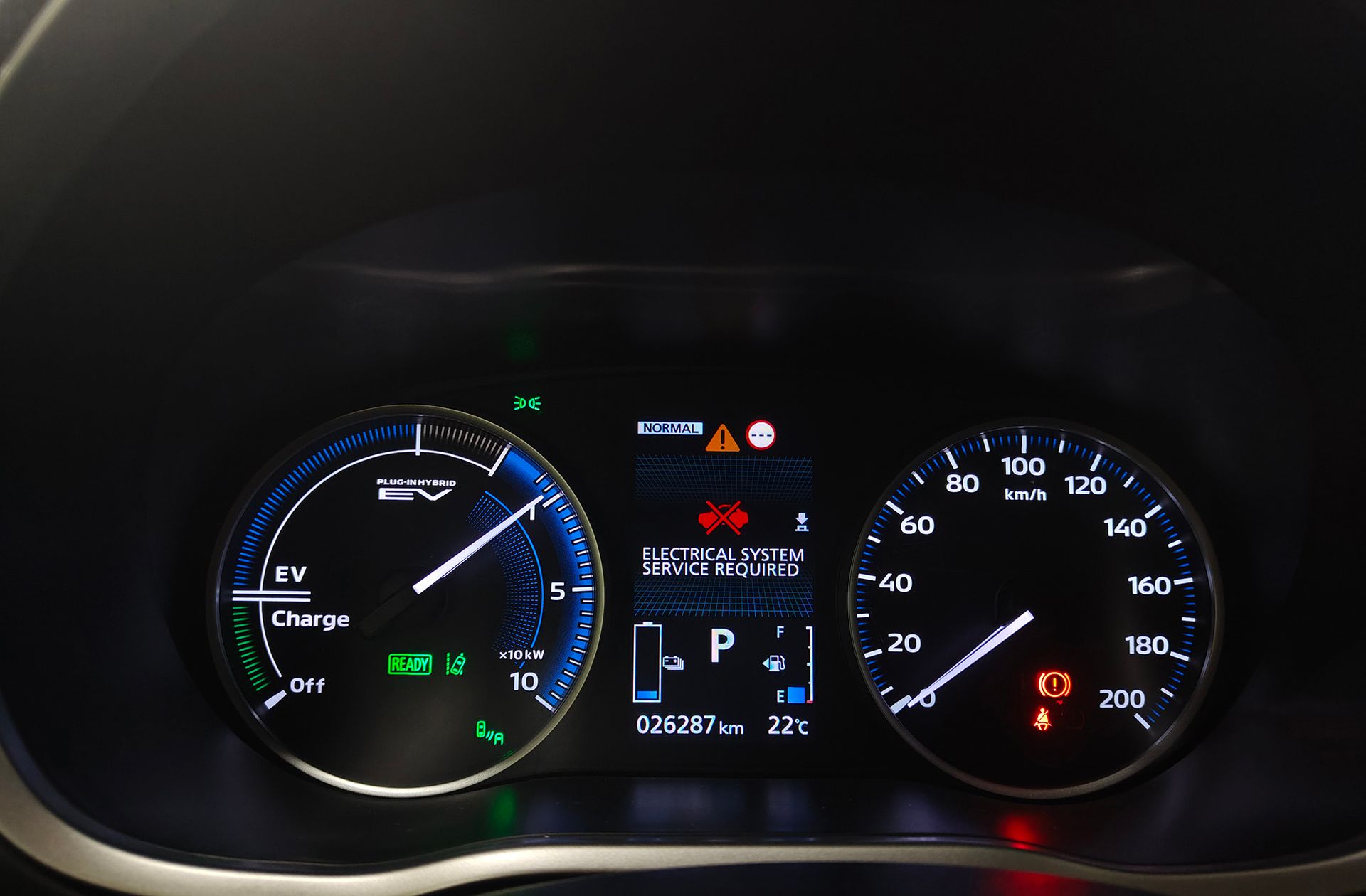Mitsubishi Eclipse Cross 2.4 PHEV Kaiteki+ 4WD - foto 33