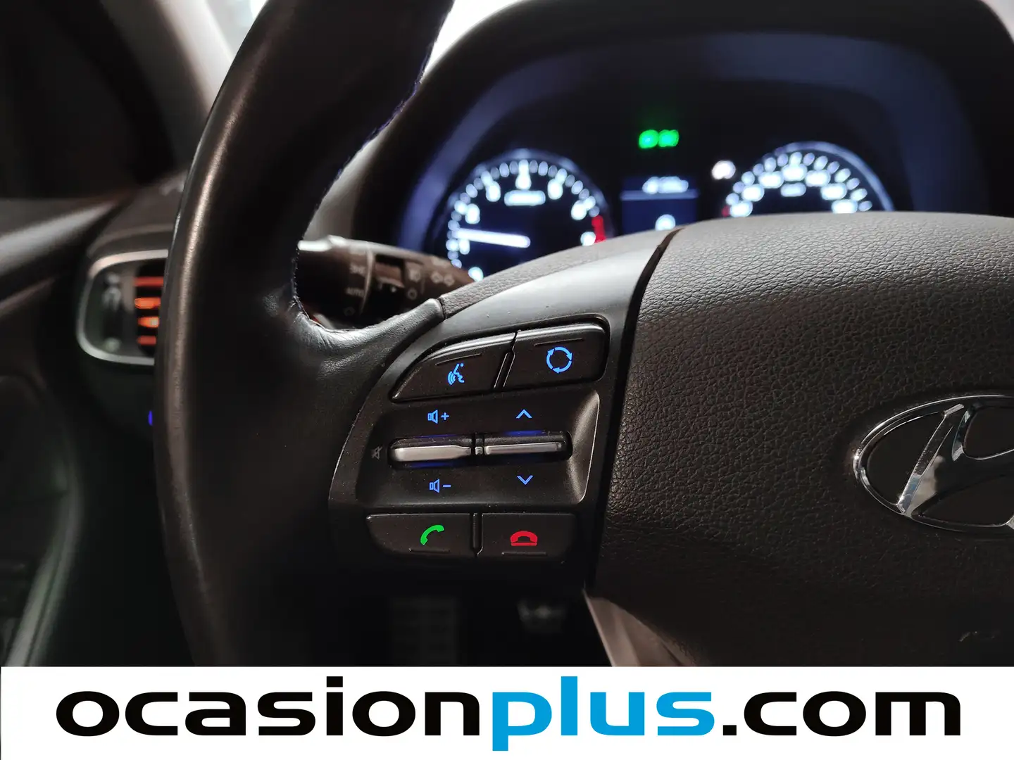 Foto Hyundai i30 Hyundai i30 1.0 TGDI Link Fastback (120 CV)